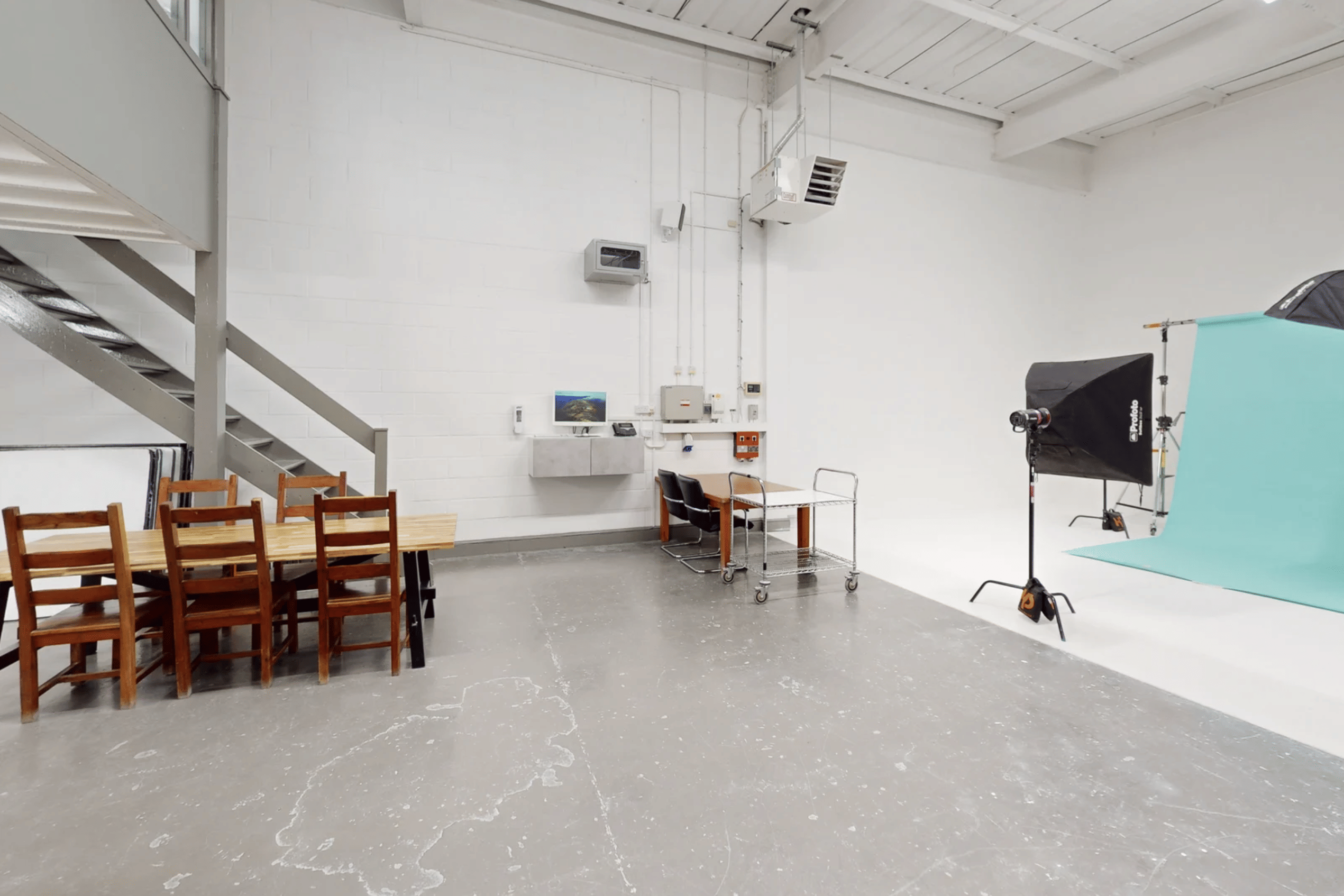 STUDIO 2 White Cove Mezzanine 1