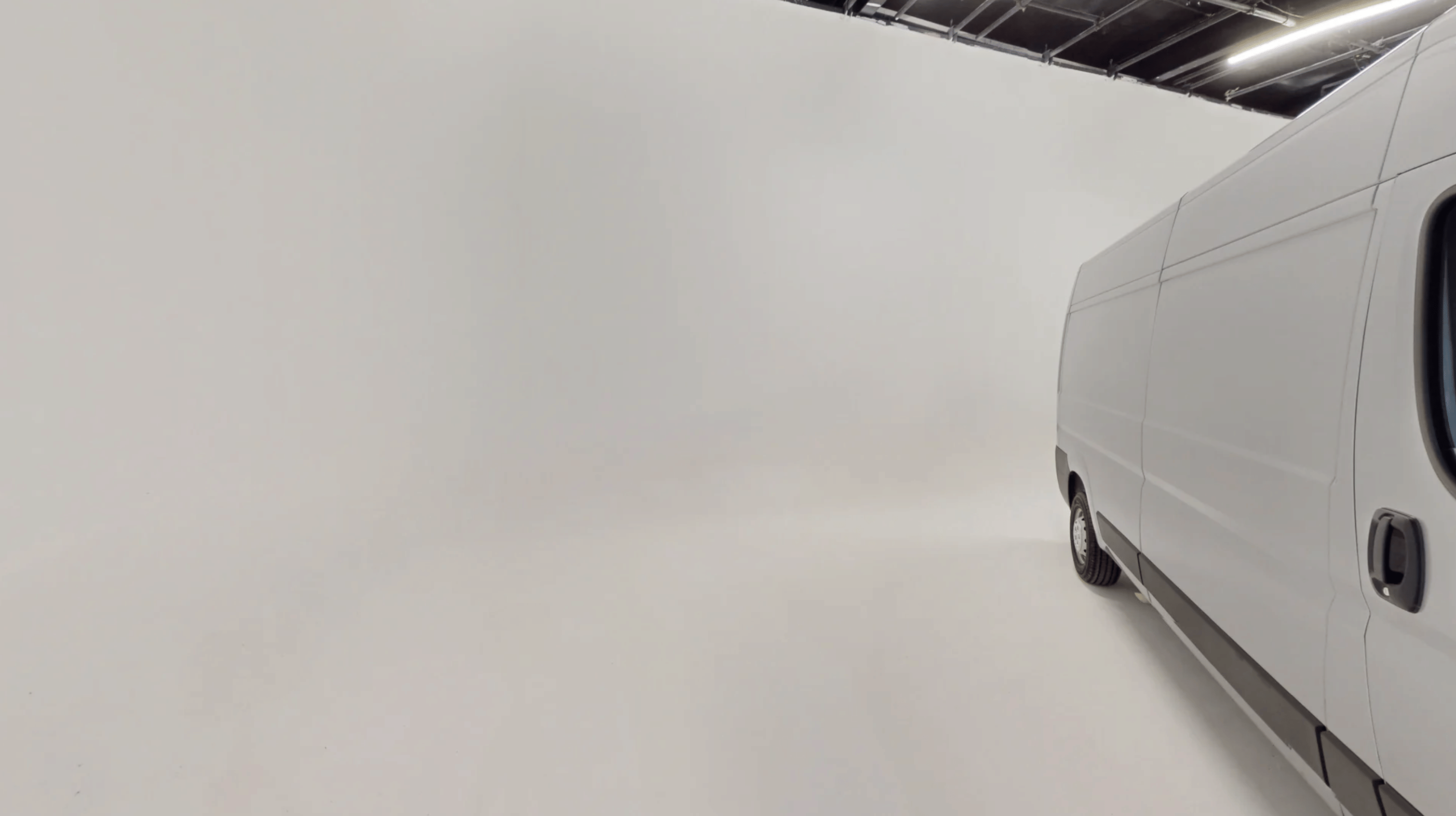 STUDIO 6 XL White Cove 4