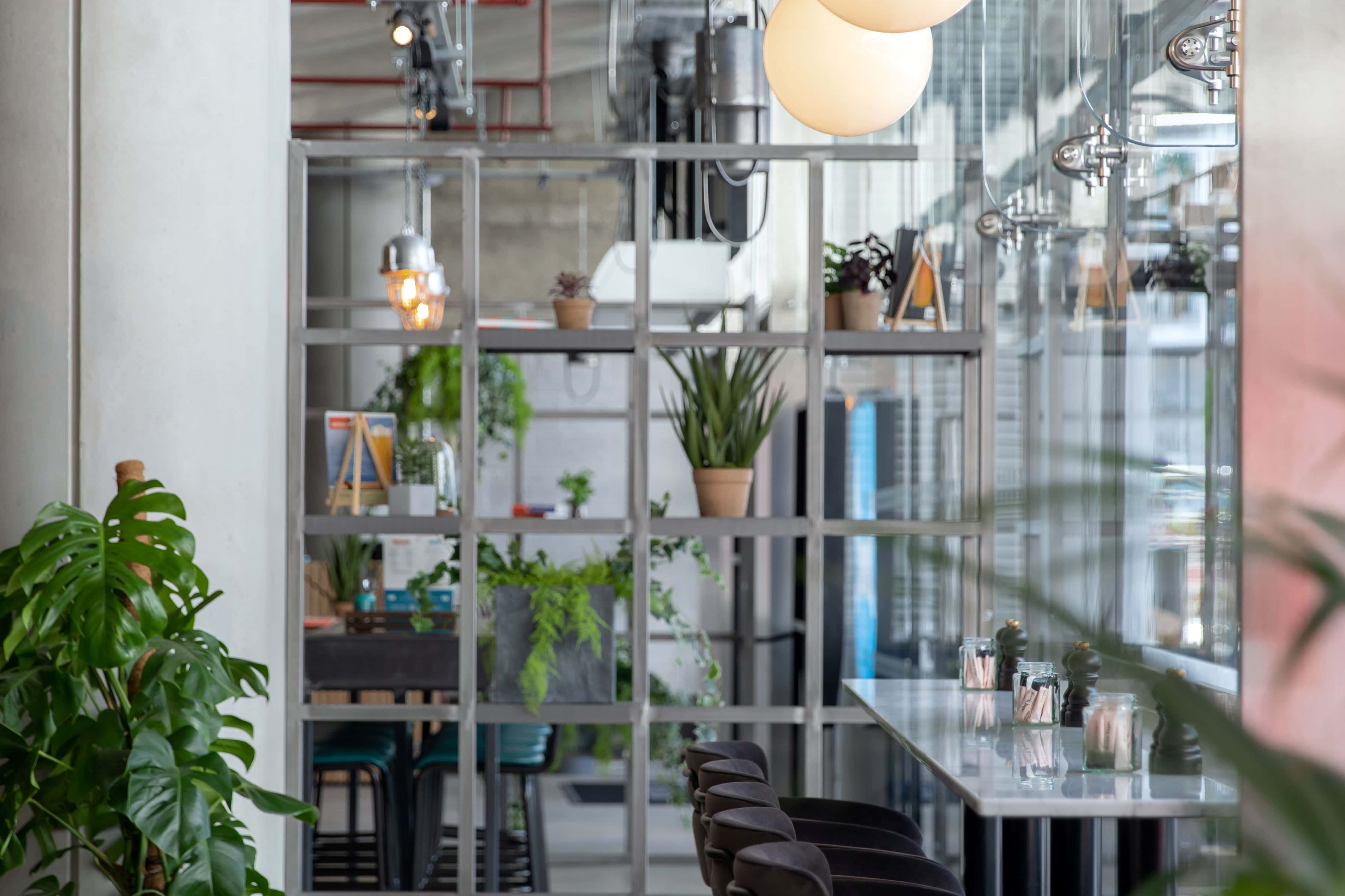 Grind Cocktail Bar 5