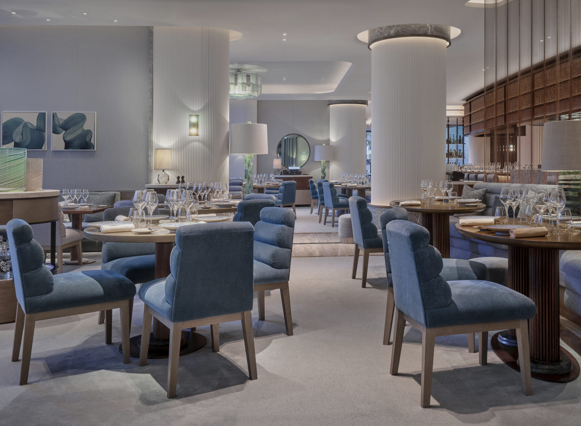 Pavyllon - The Main Dining Room 2