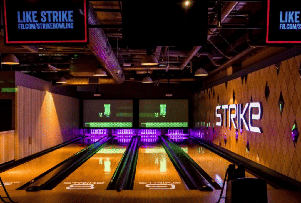 Bowling lanes 1