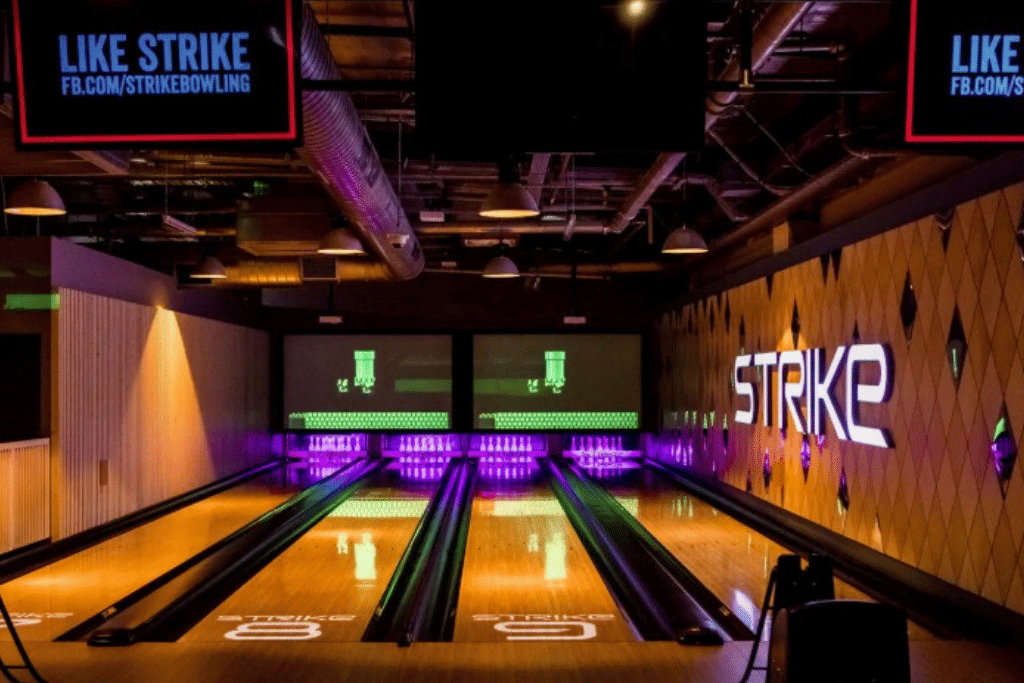 Bowling lanes 1