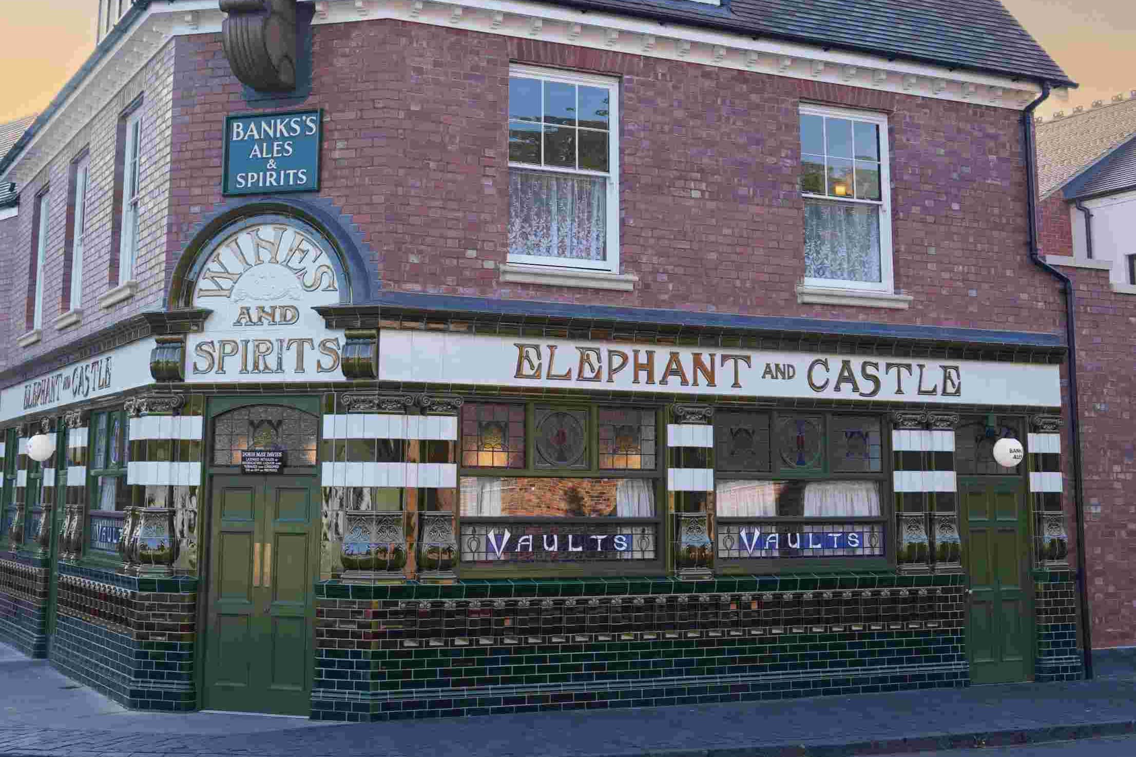 Elephant and Castle 0