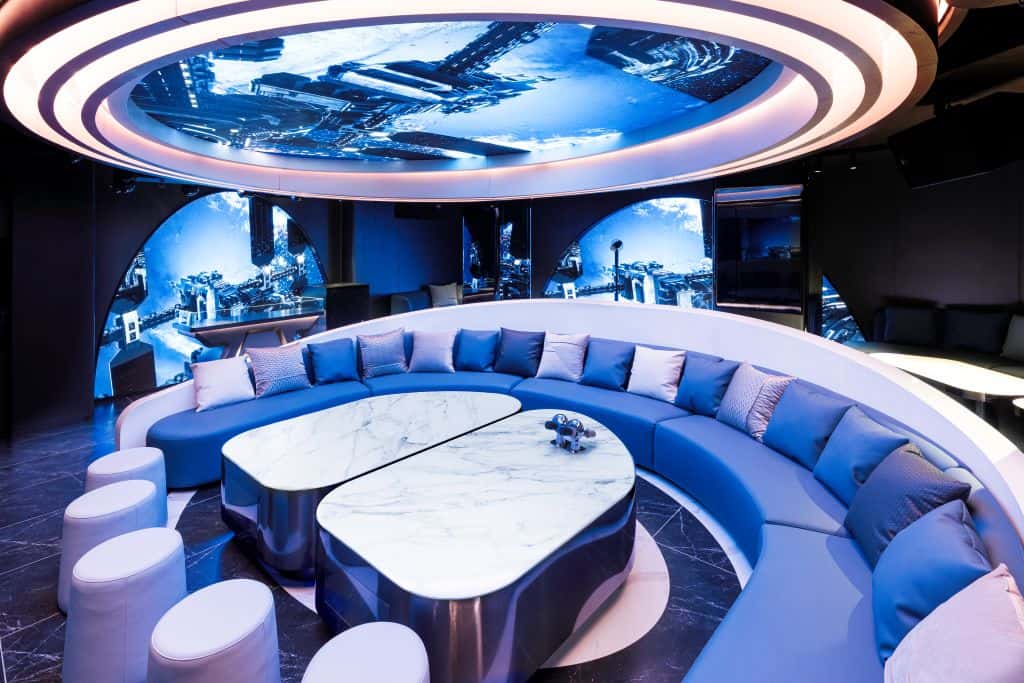 U9 Karaoke & Cocktail Bar 0