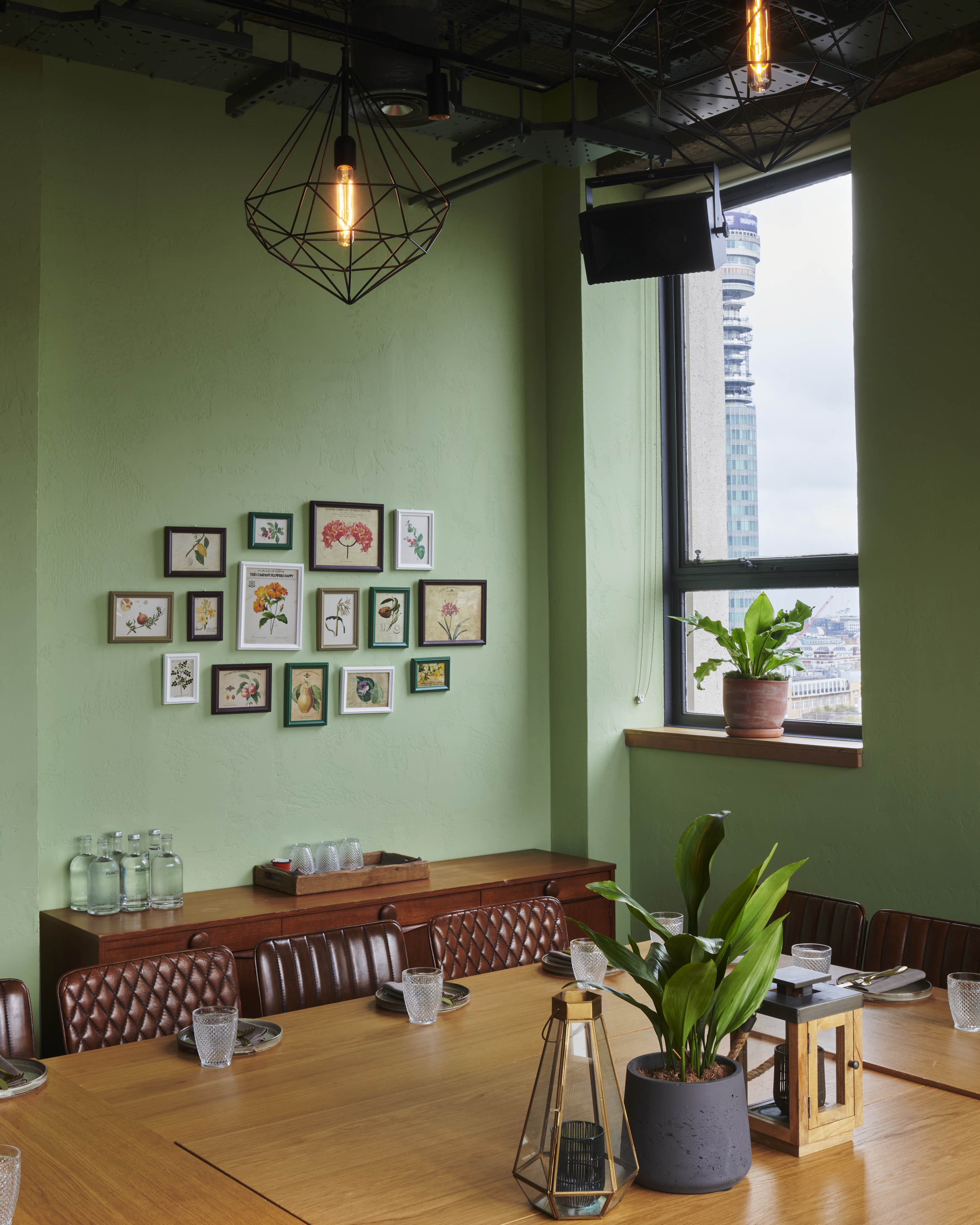 Oak at Treehouse London 2