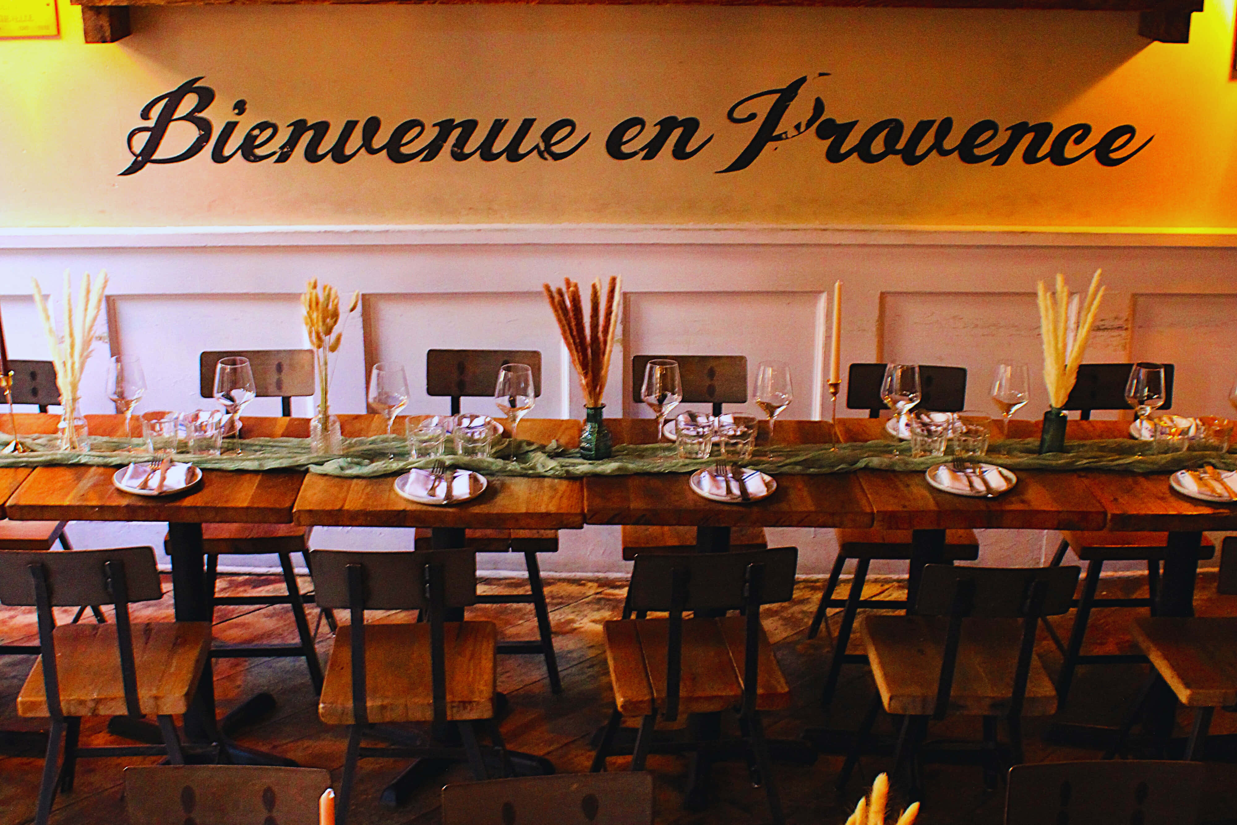 St Tropez Wine Bar 3