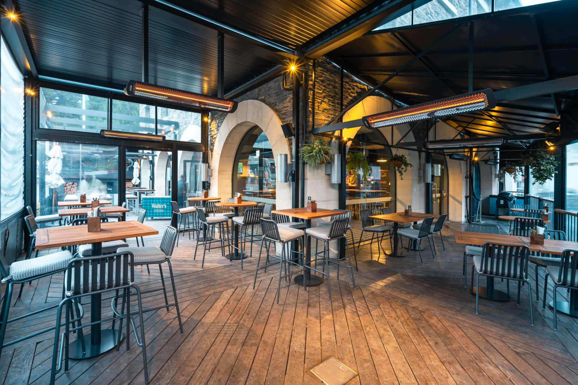 Venue Exclusive 0