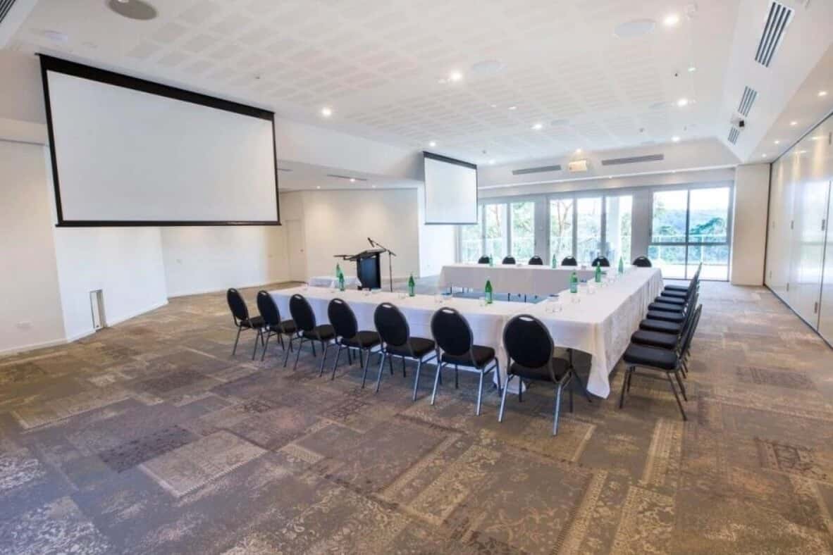 Upper - North & South Room 0