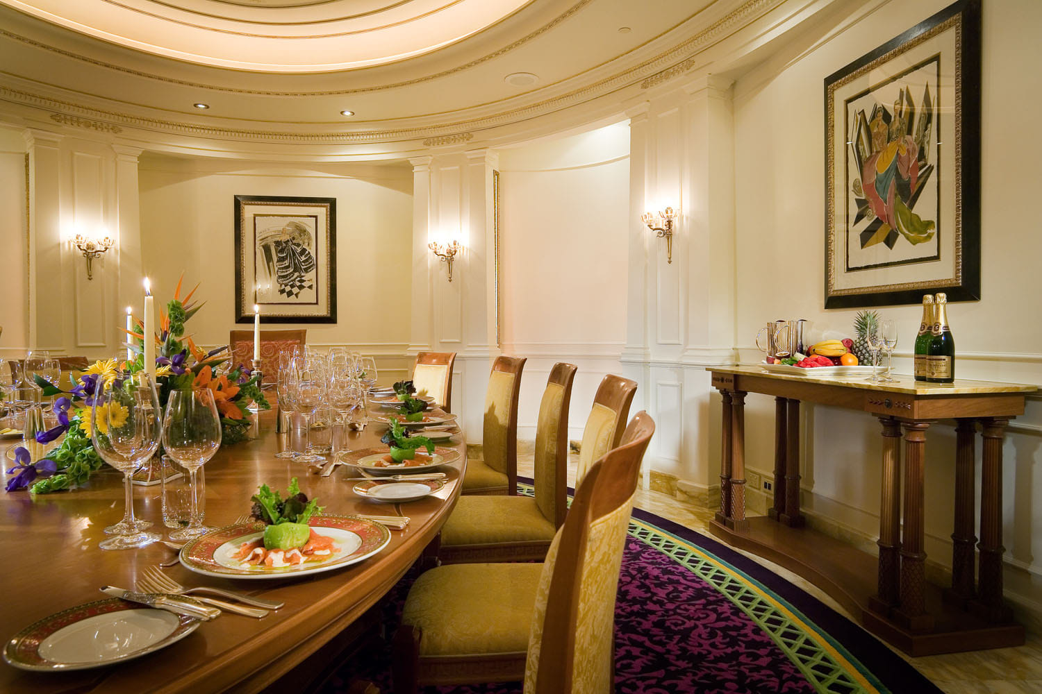 La Medusa Boardroom 2