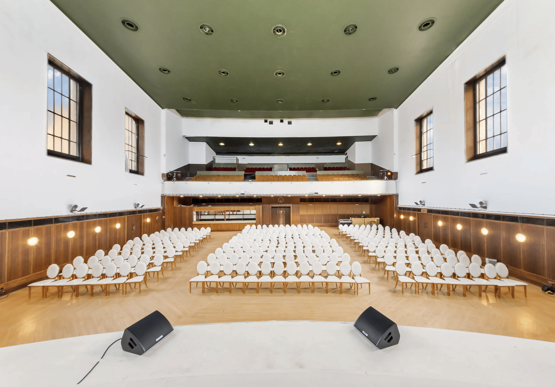 Exclusive Hire - Full venue experience 3