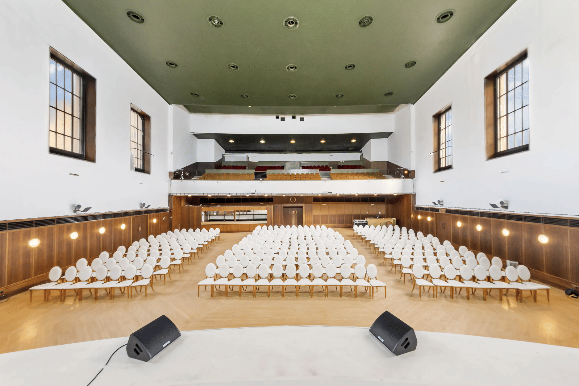 Exclusive Hire - Full venue experience 3