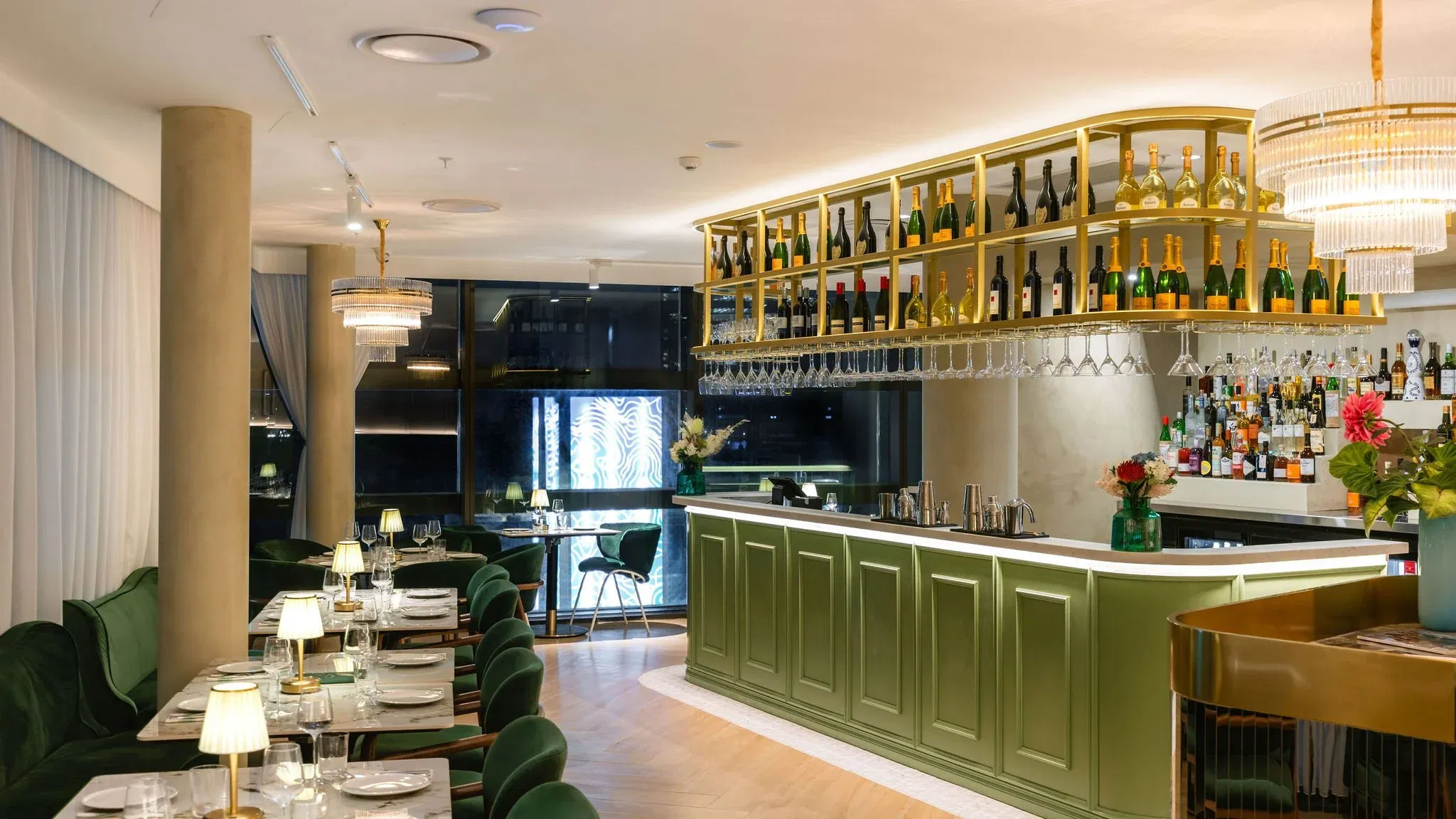 Harbour Room & Champagne Bar 2