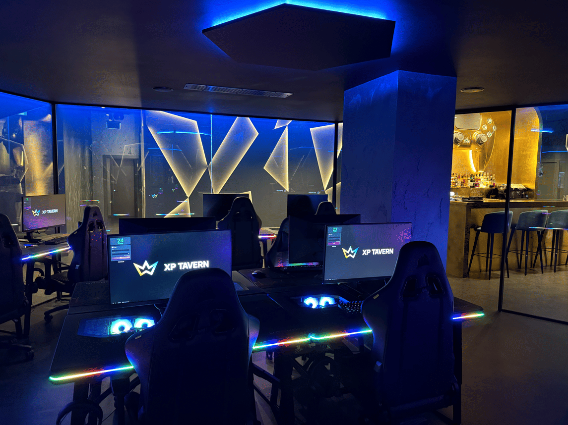 Secluded Glass Room 2