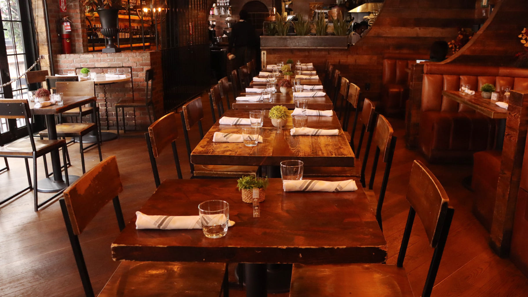 Main Dining Room 11
