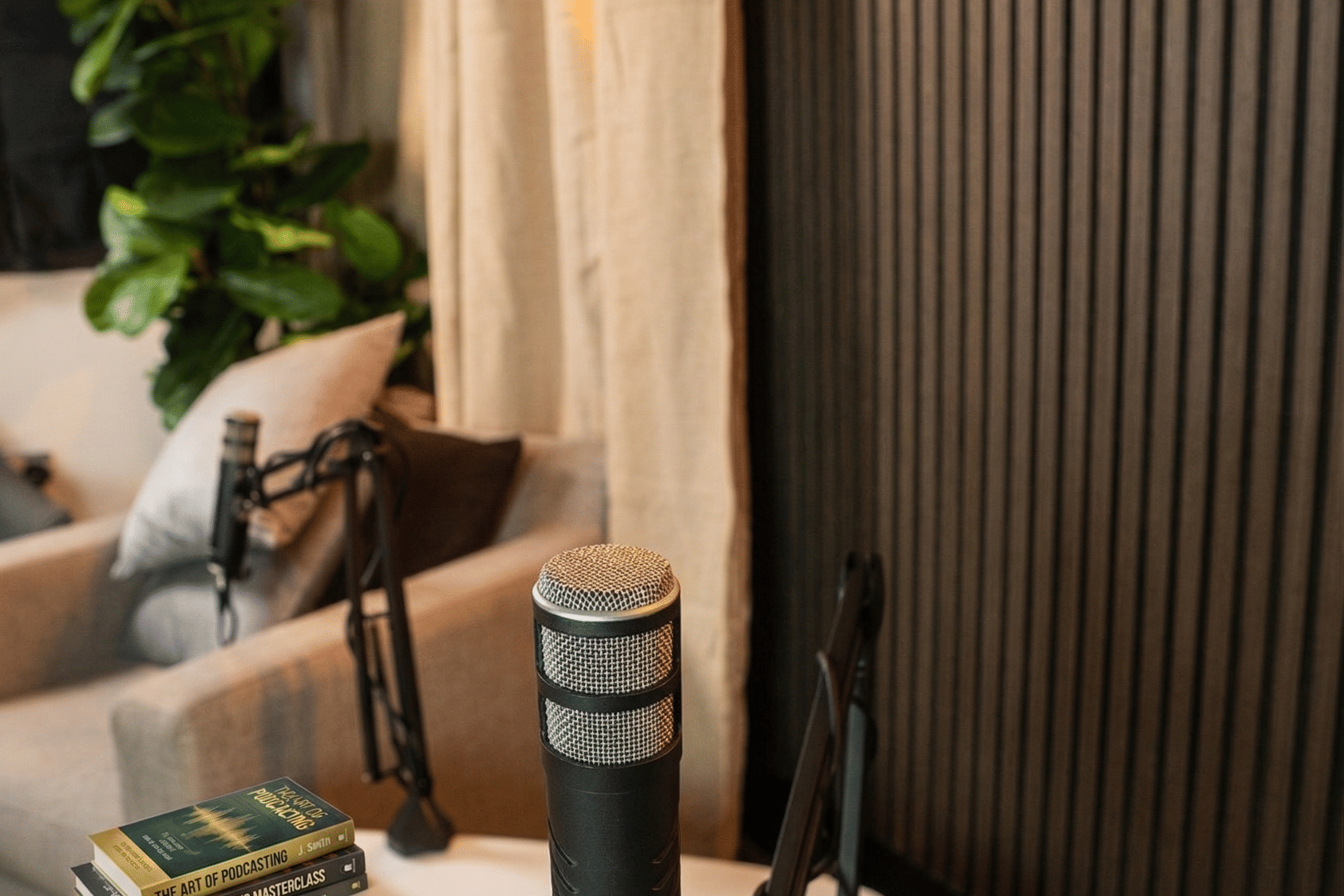 Premium Podcast Studio 2