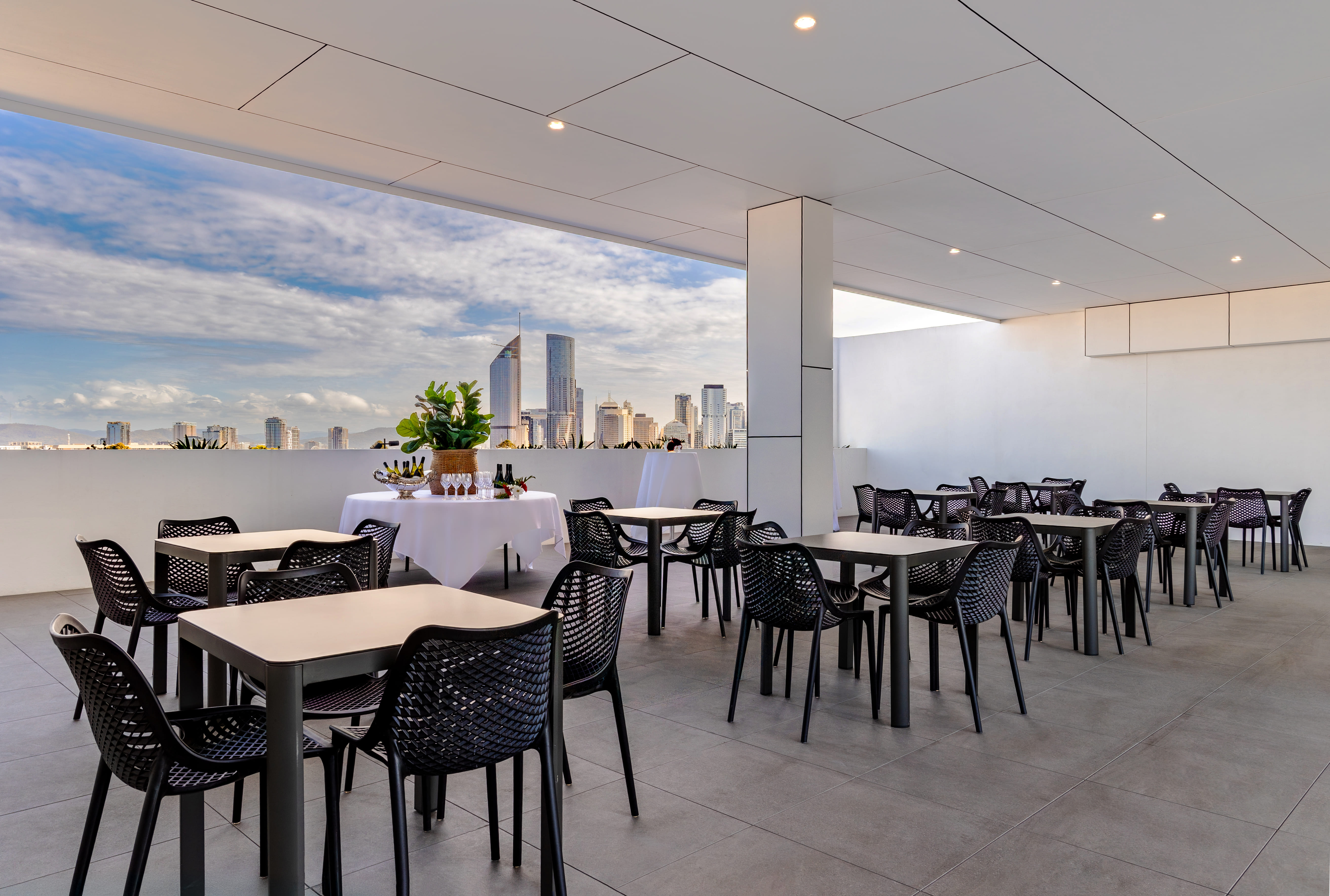 The Gabba Room & City View Terrace 4