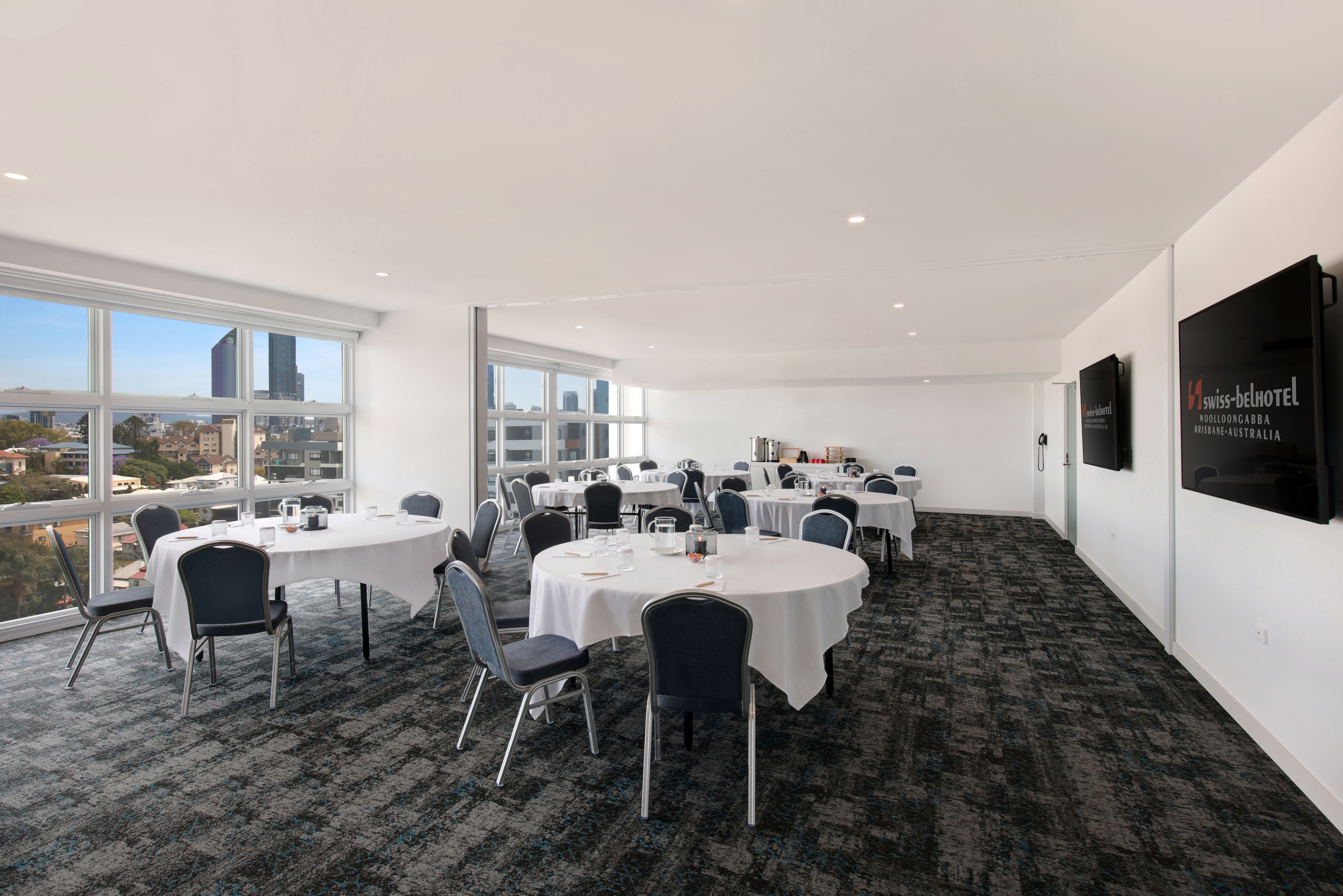 The Gabba Room & City View Terrace 5