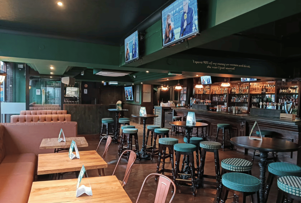 O'Malleys Main Bar 2