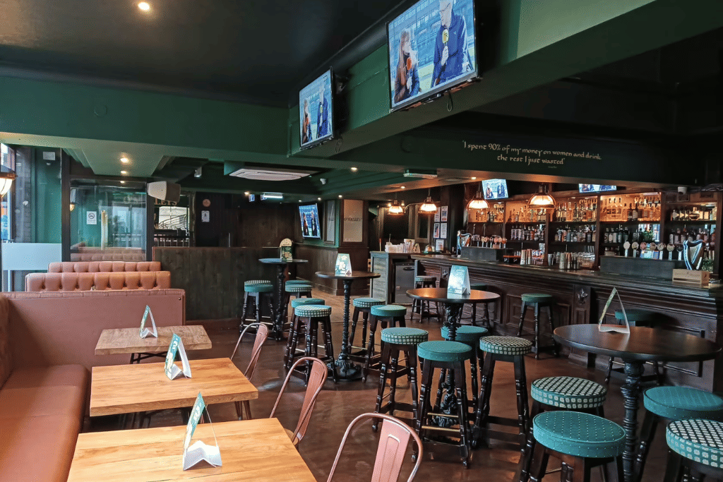 O'Malleys Main Bar 2