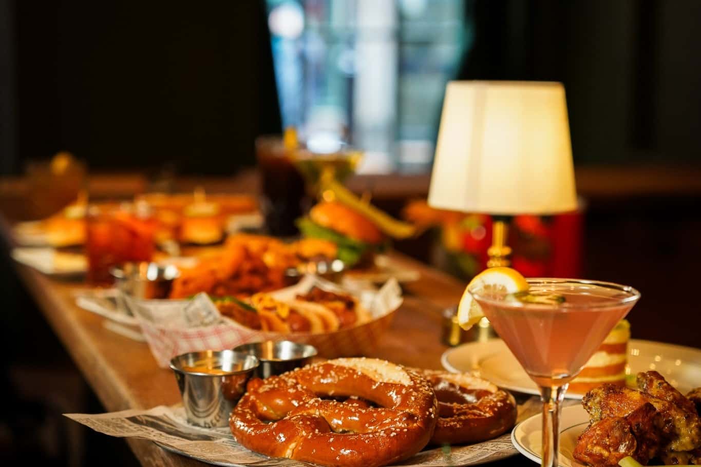 Main Bar 4