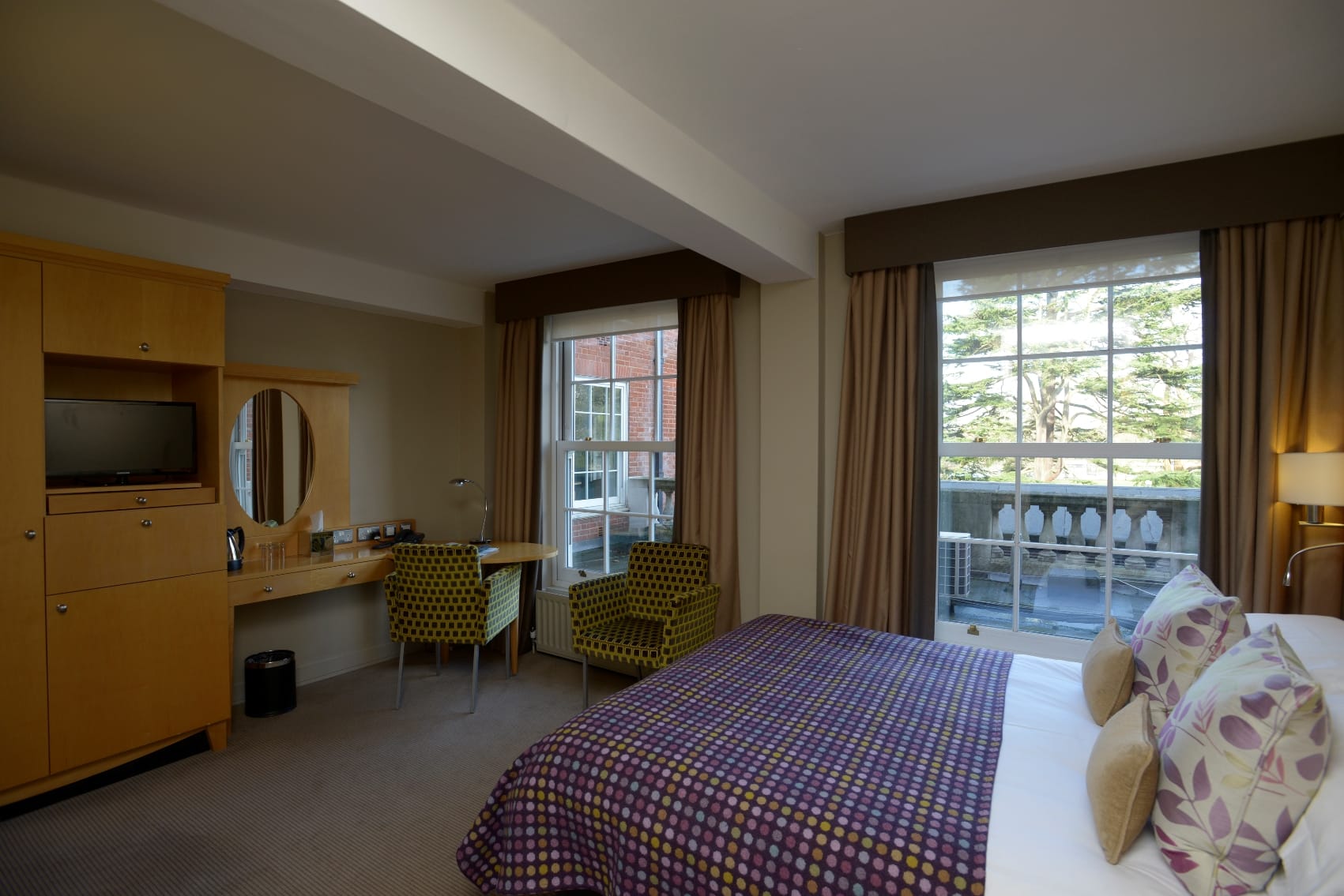 Standard Double Bedroom 0