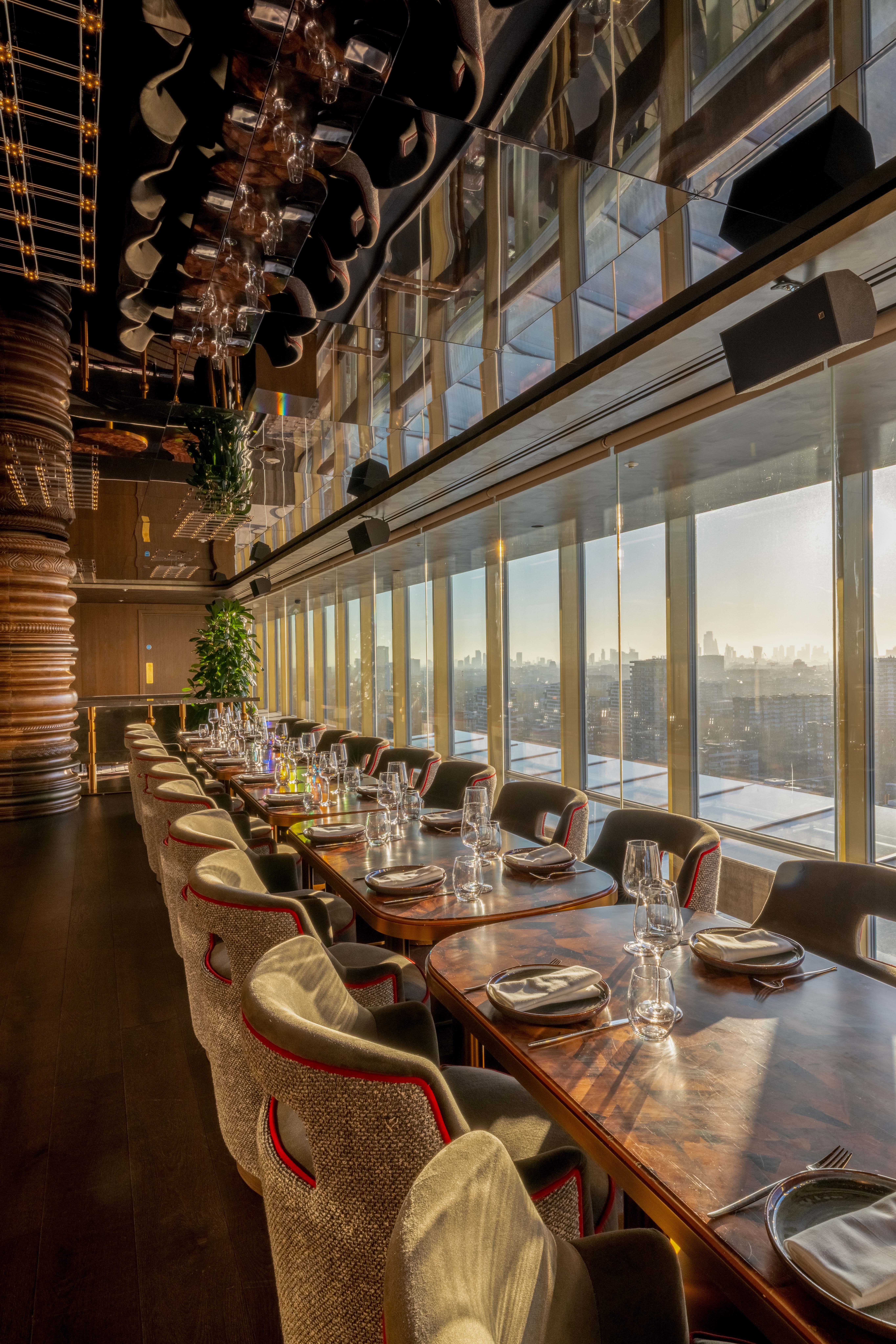 South Side - 18th Floor