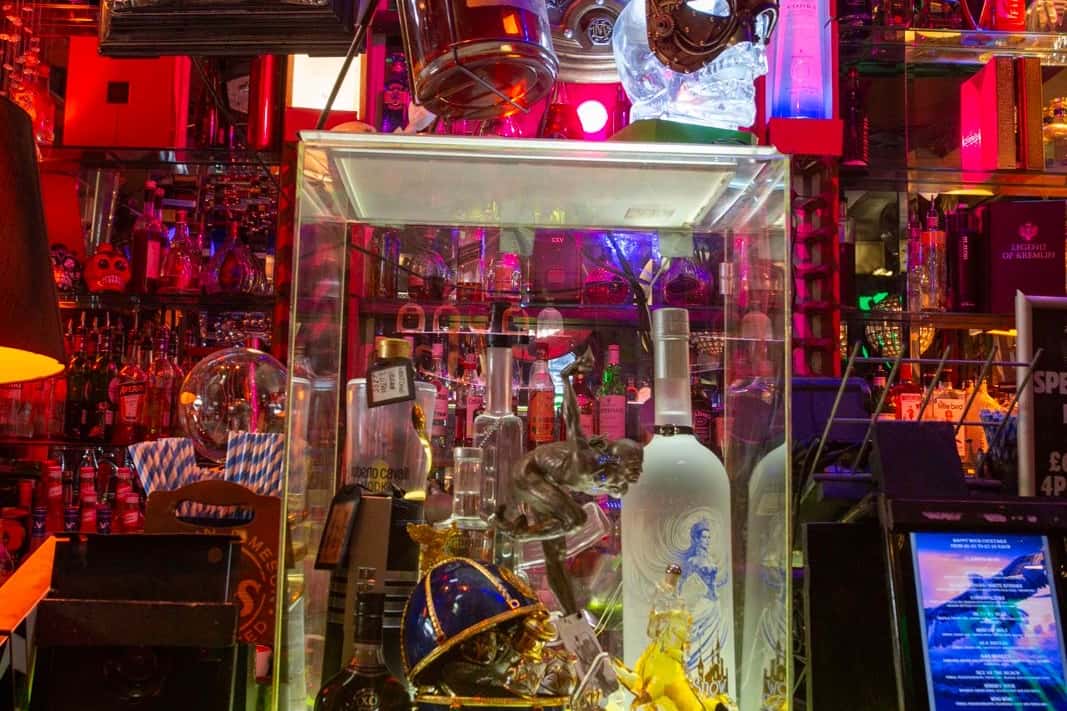 Bar social whole venue 2