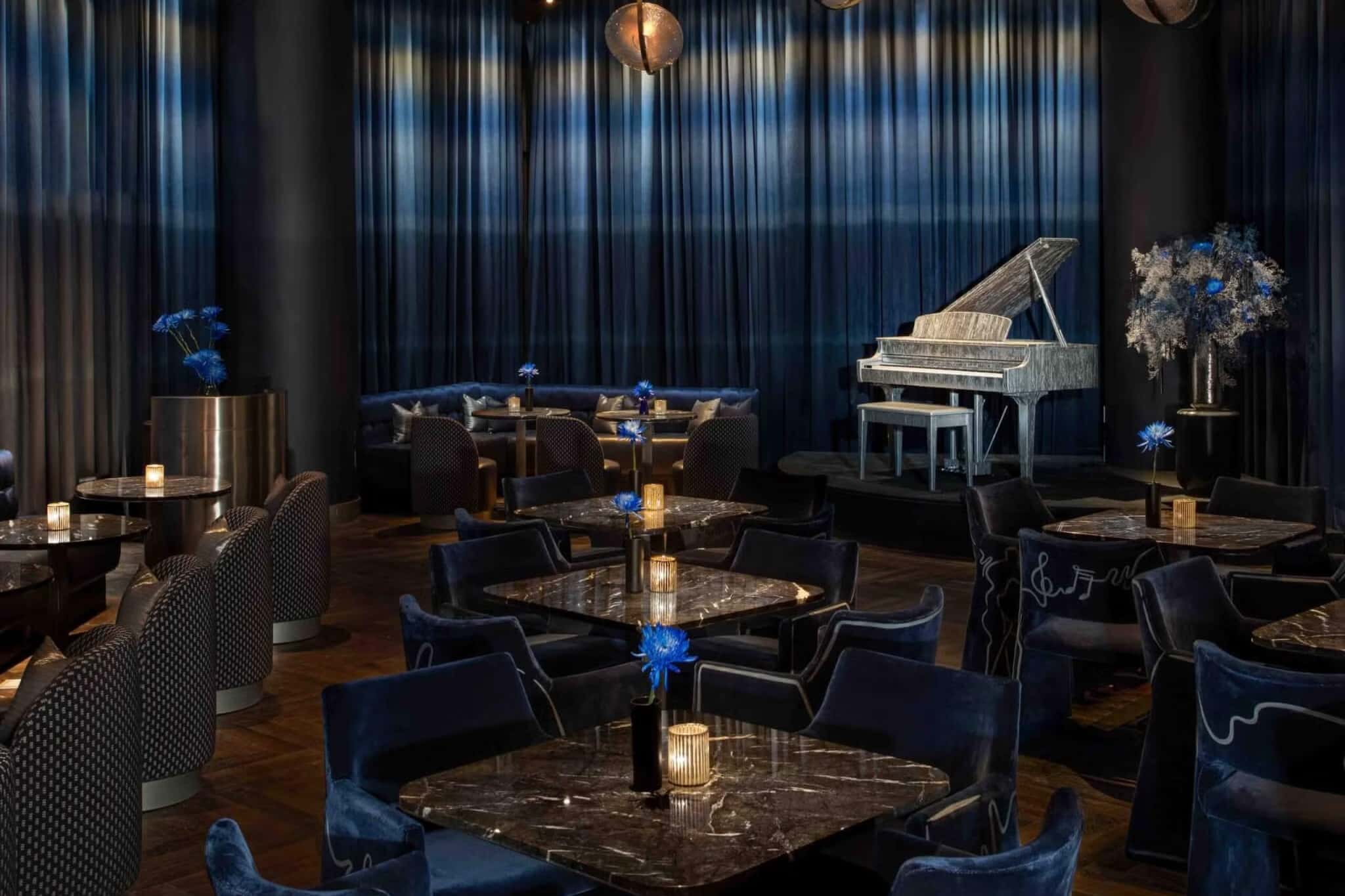 Silver Lining Lounge 1