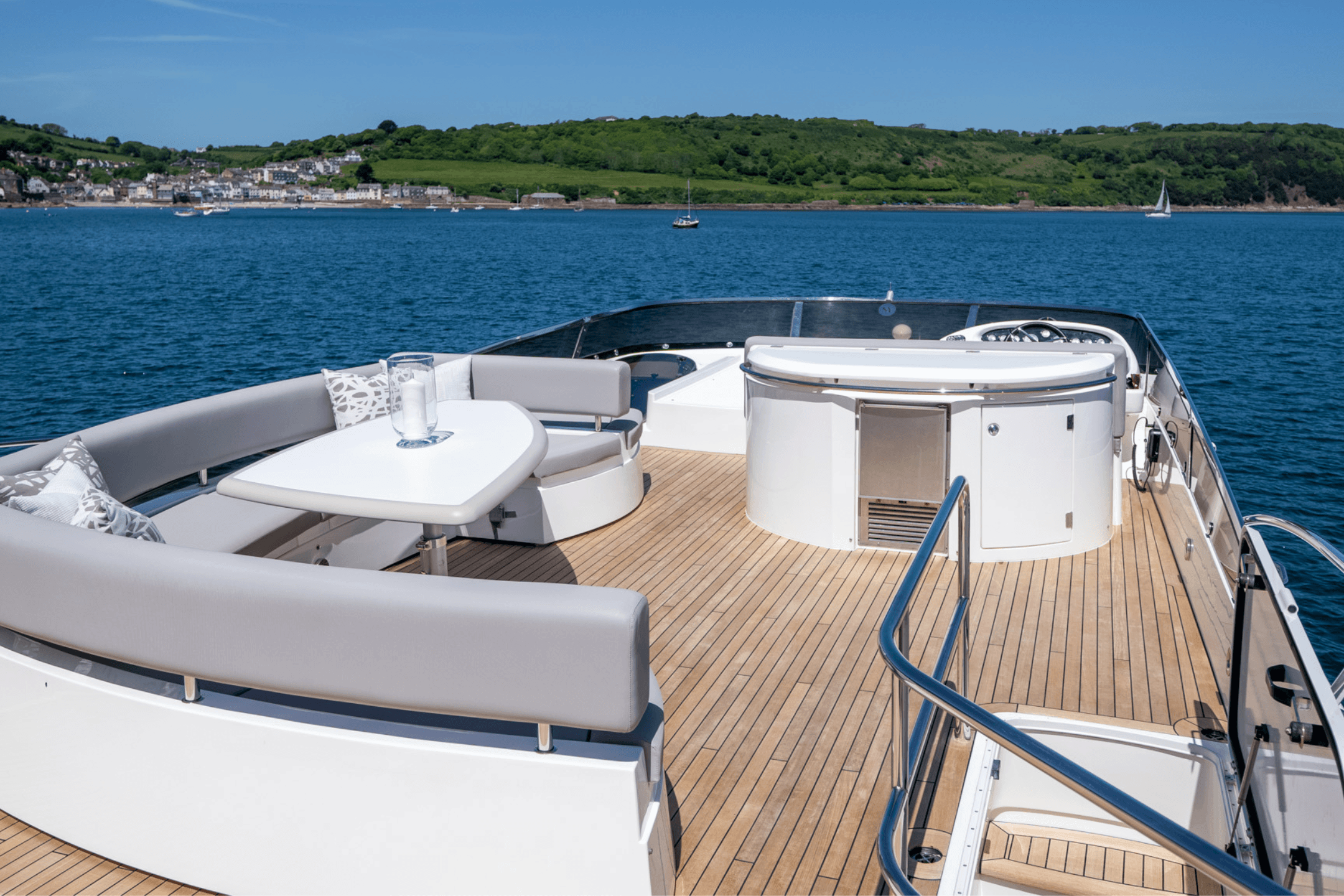 Oceanus Charters - Luxury Private Yacht 2