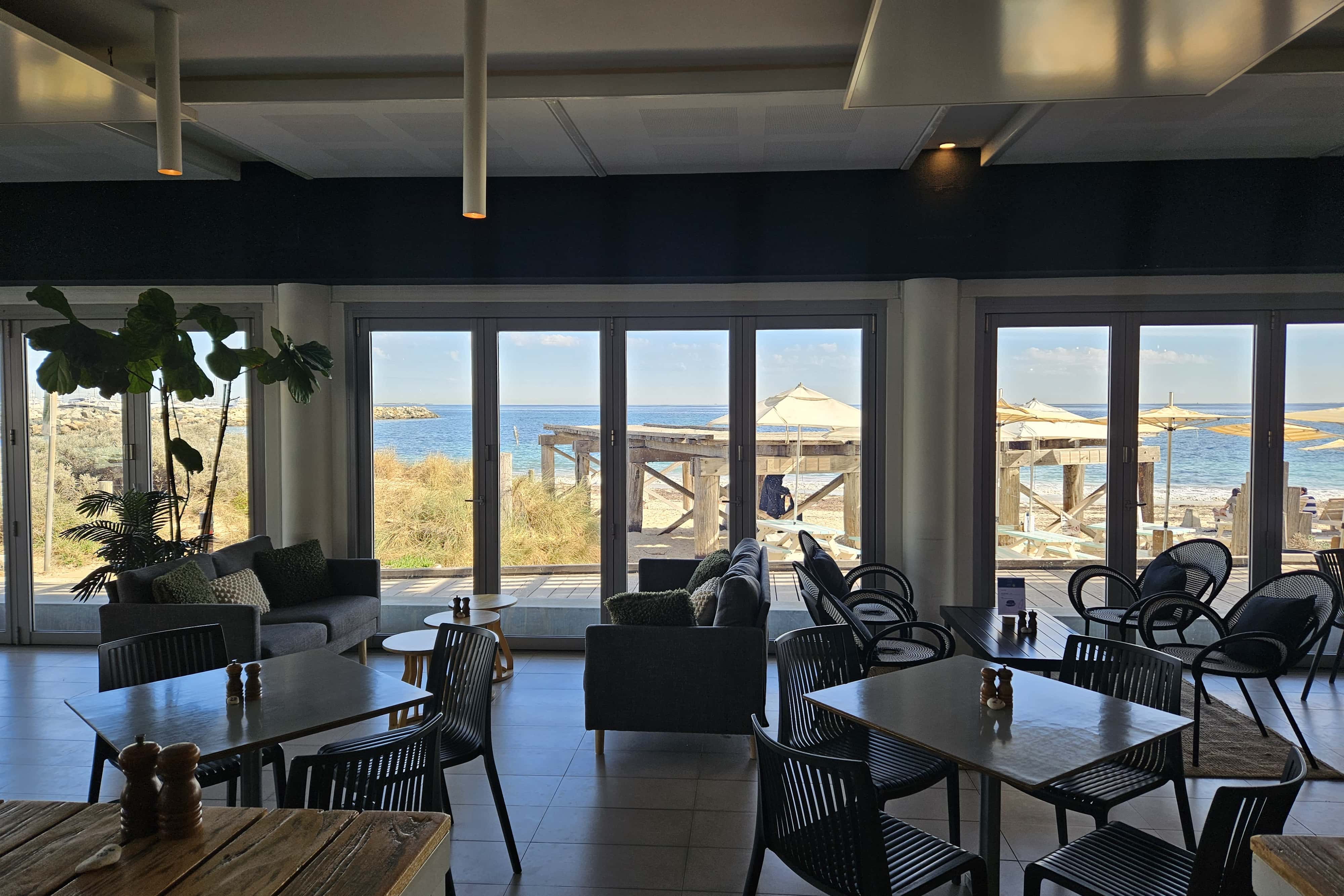 Restaurant Lounge 2