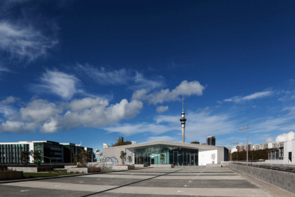 Plaza Deck
