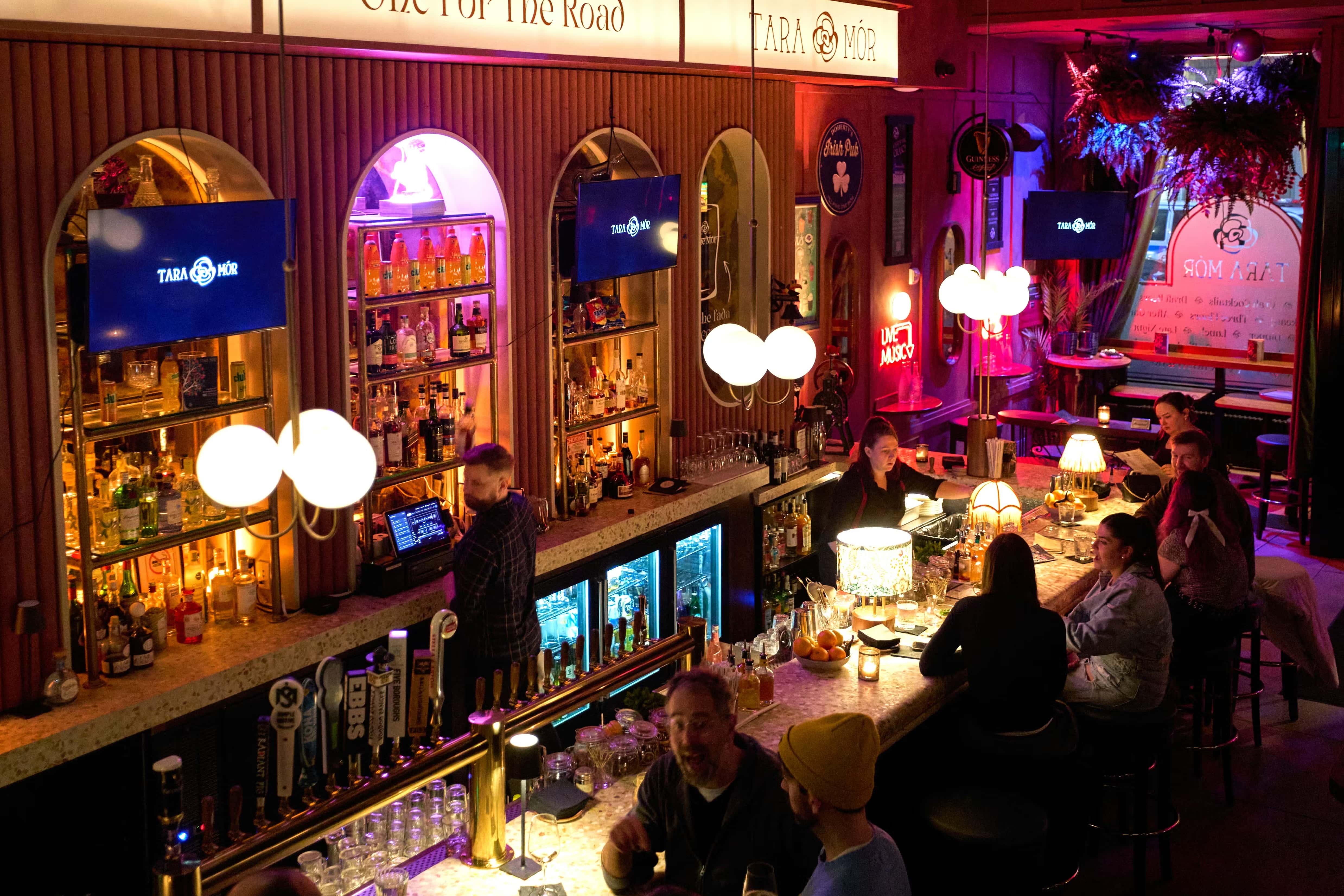 Tara Mor | Mezzanine Bar 0