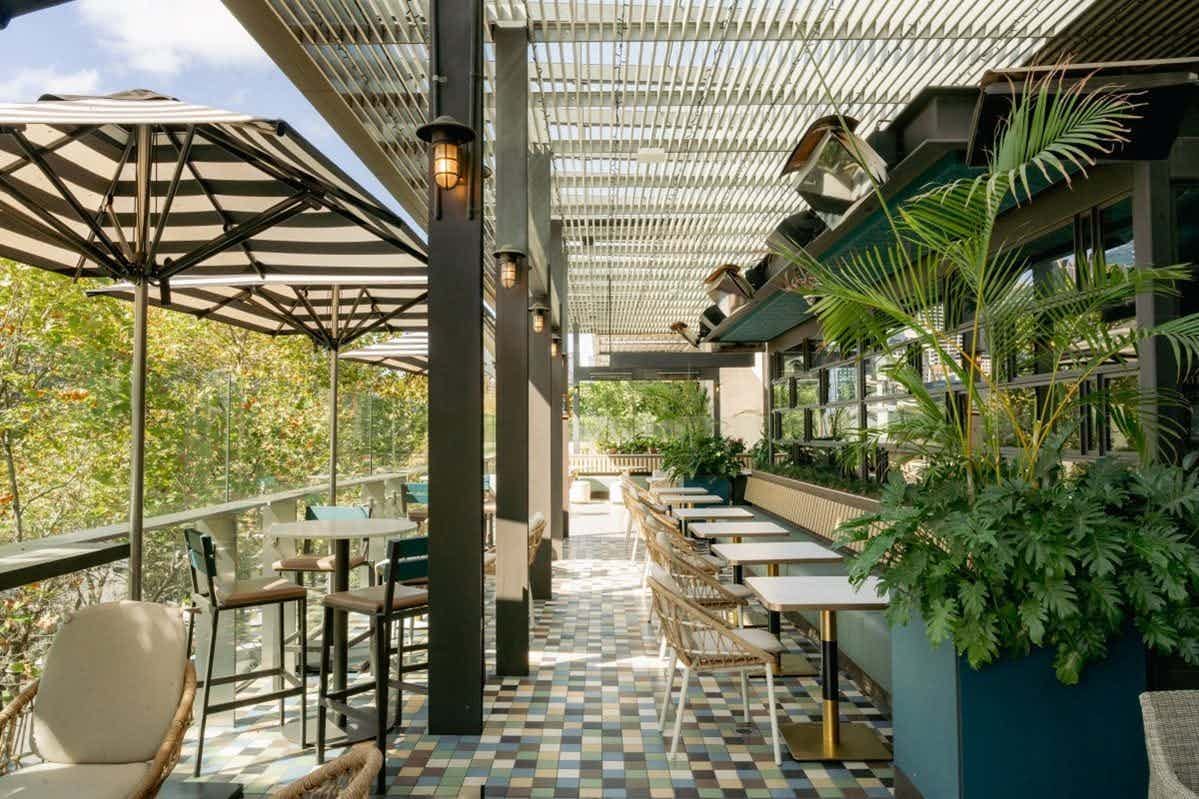 Layal at Crown Melbourne 9