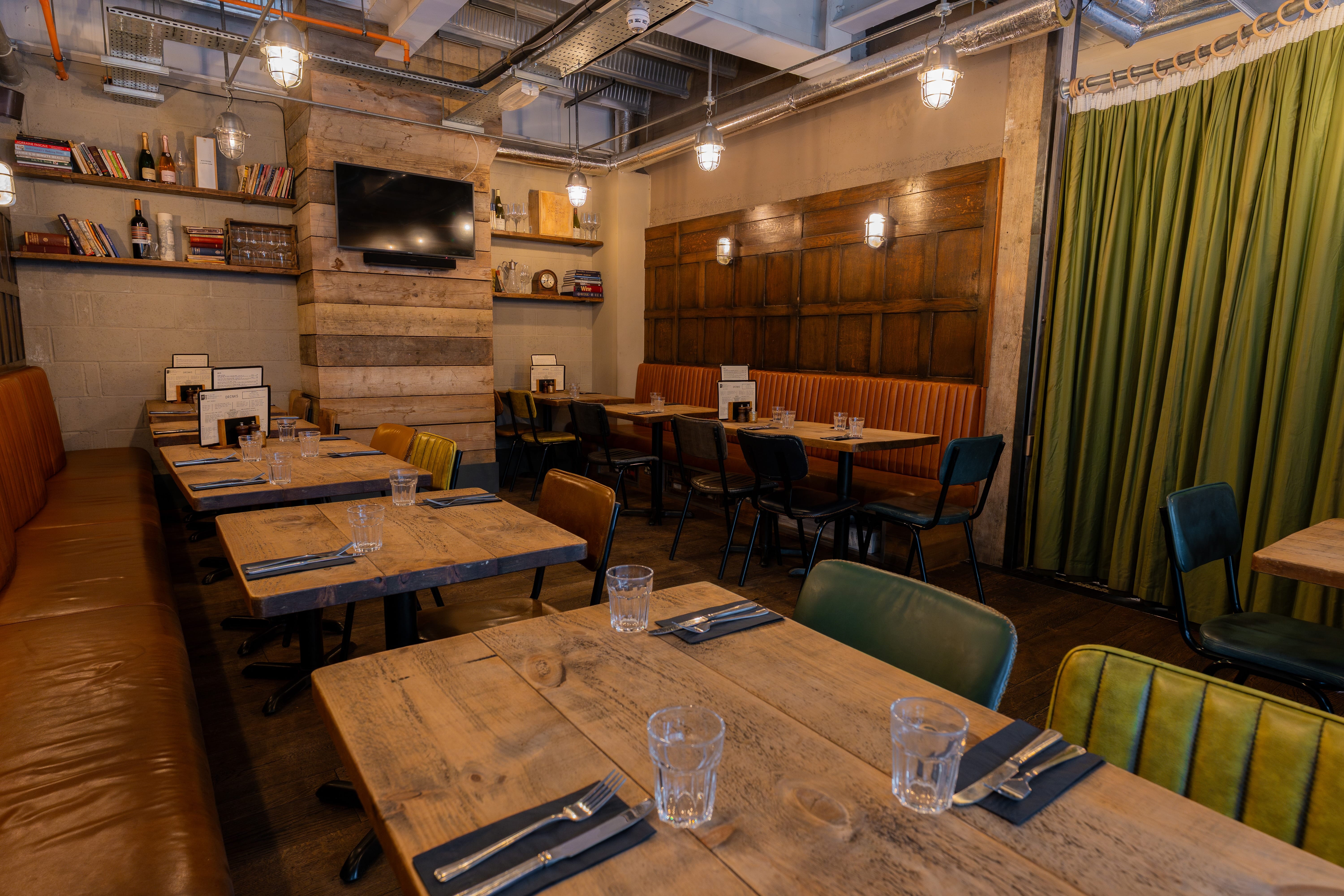 26 Furnival Street - Restaurant  2