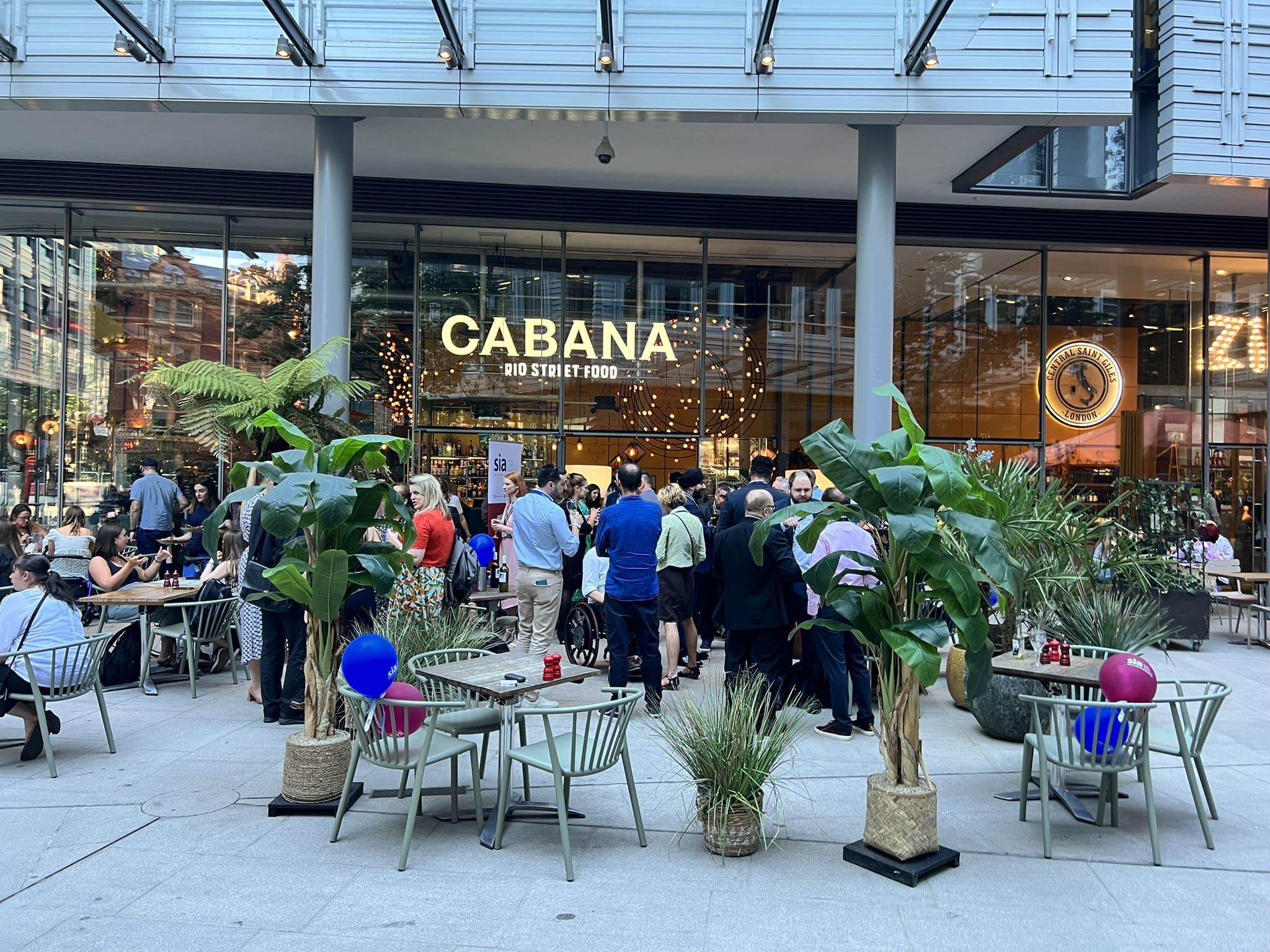 Private dining room and outdoor terrace space 7
