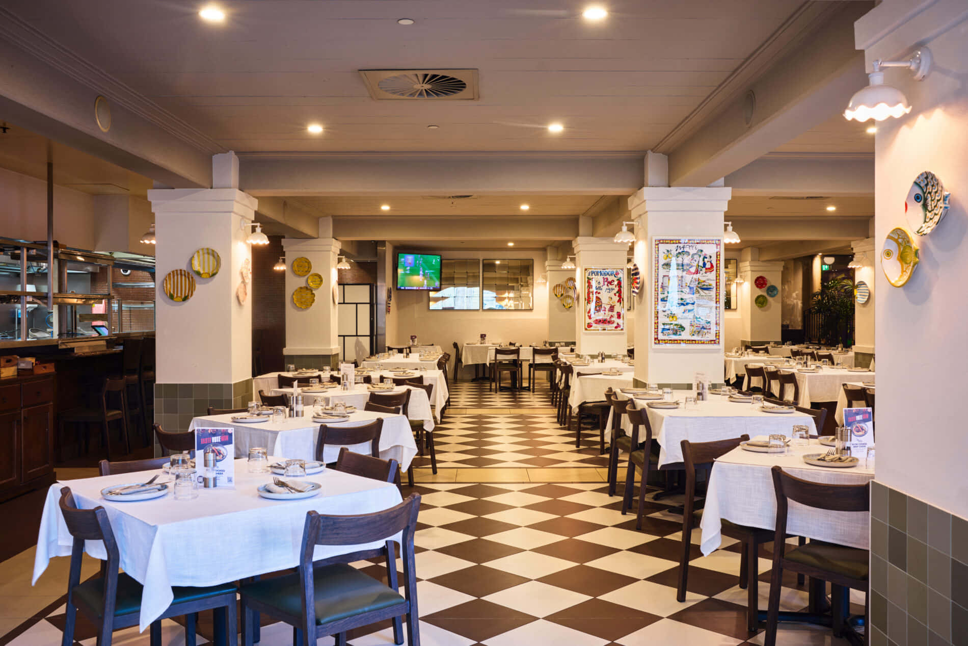 La Piazza Ristorante 1