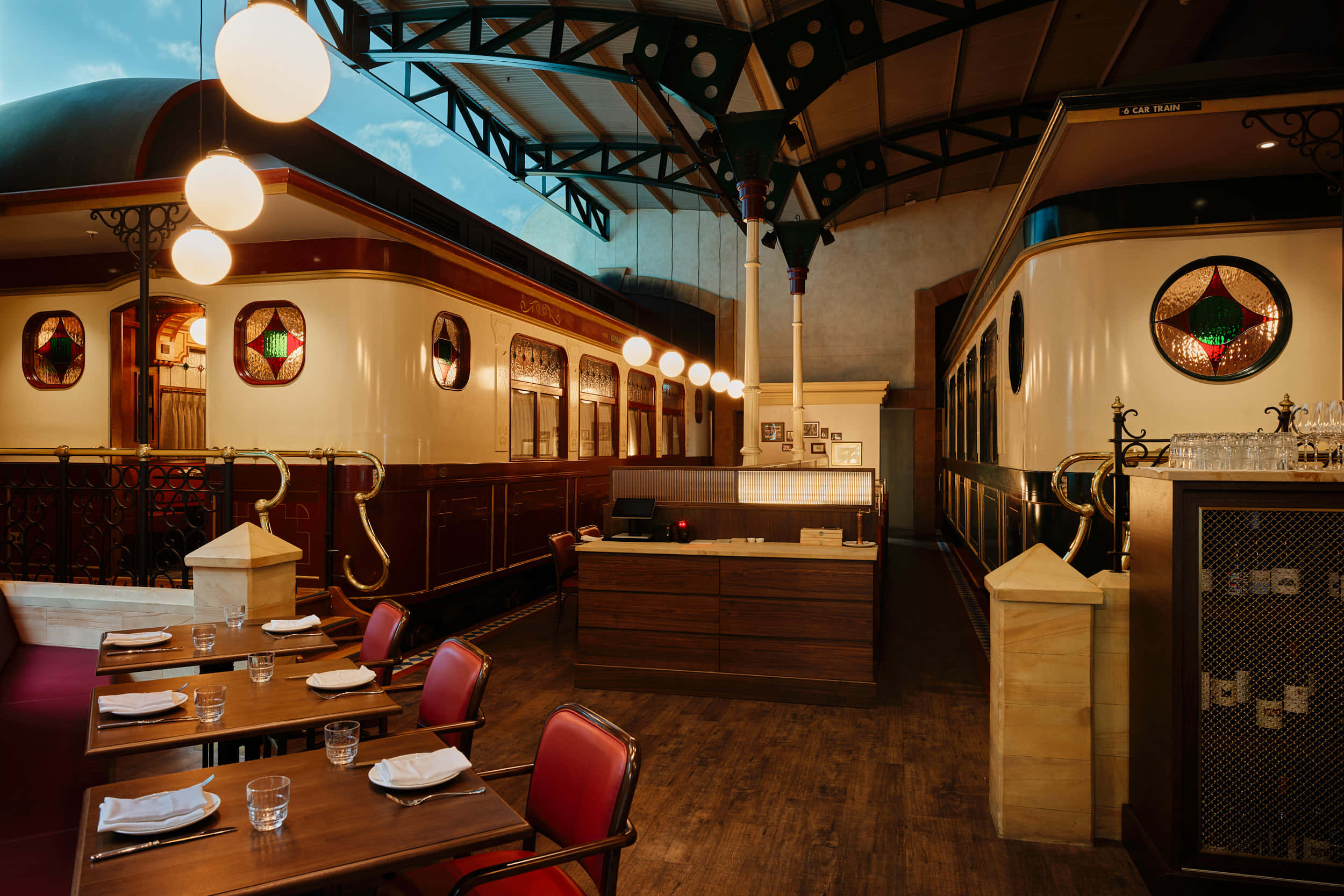 Marrow & Co Full Venue 0