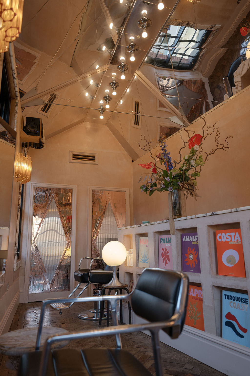 Salon  4