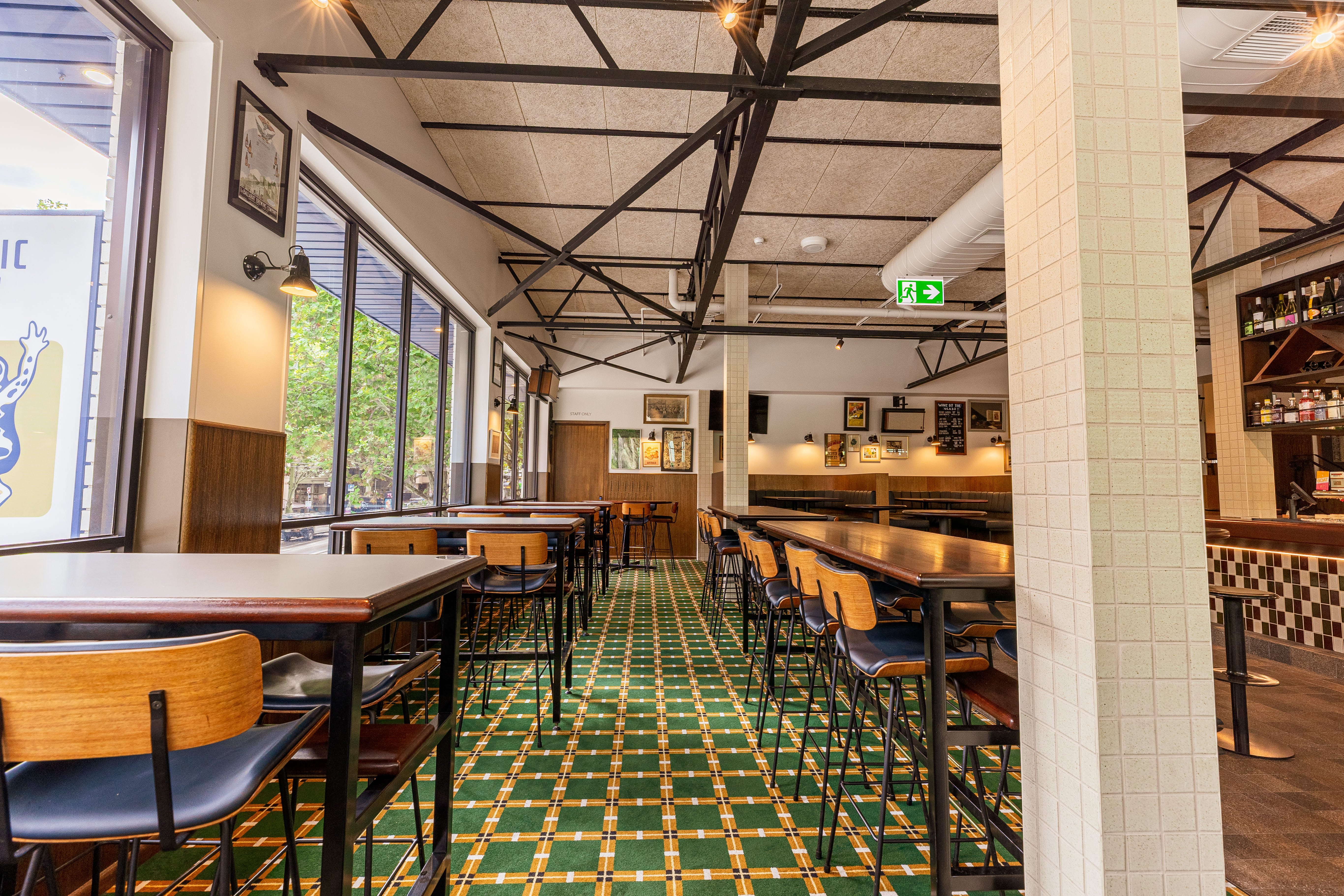Partial Window Hire — Exhibition St or Bourke St Side 3