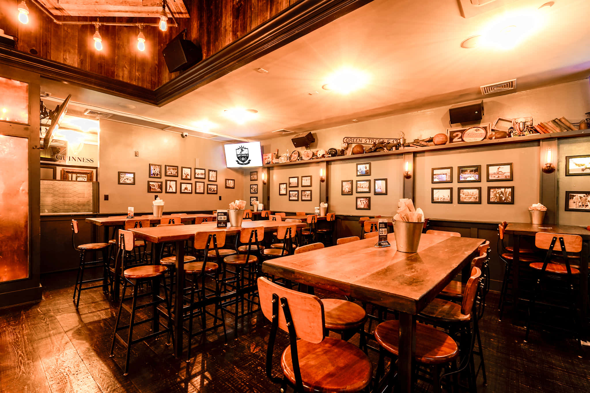 Hall Back Room 1