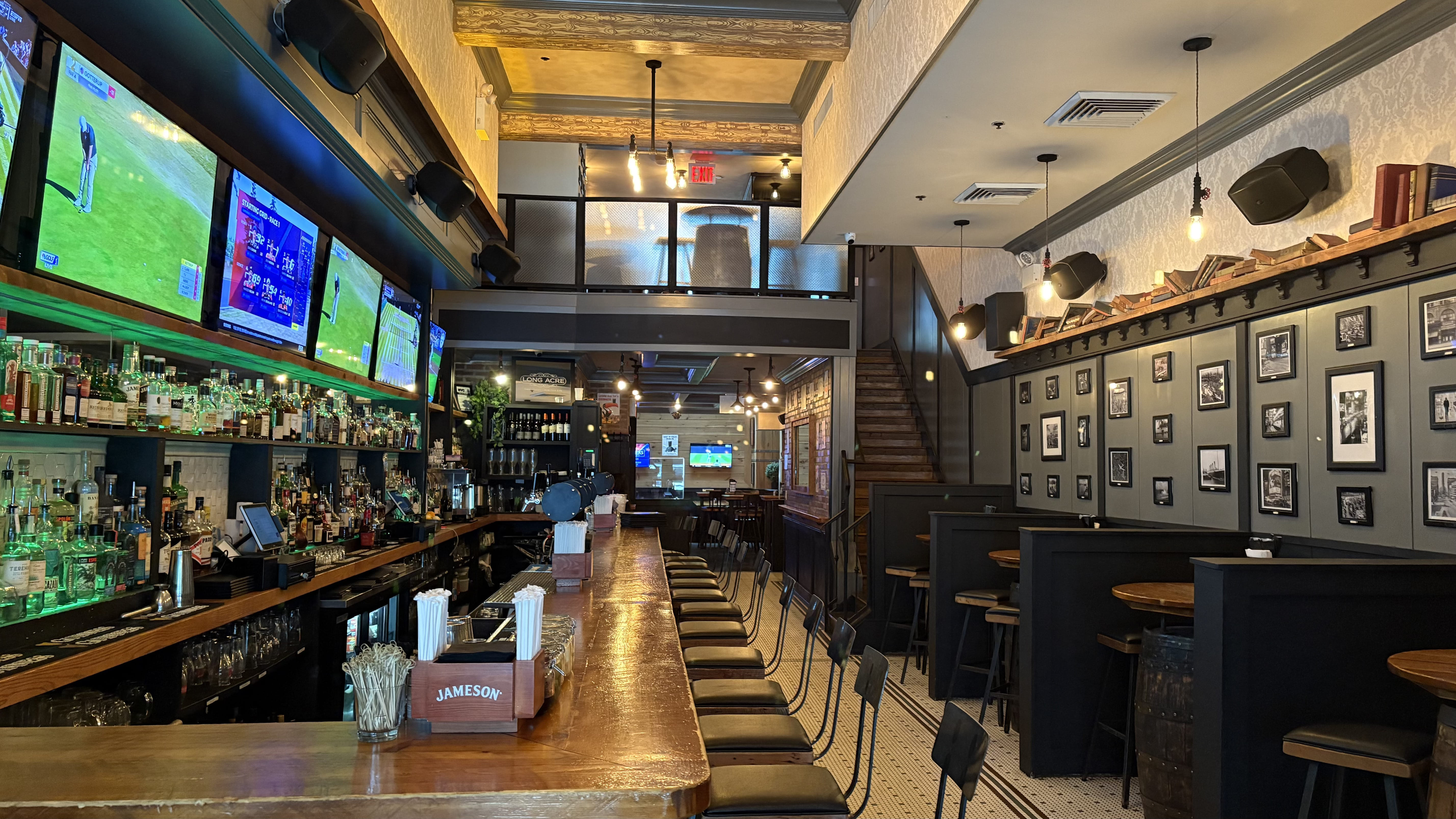 Main Floor Bar Area  3