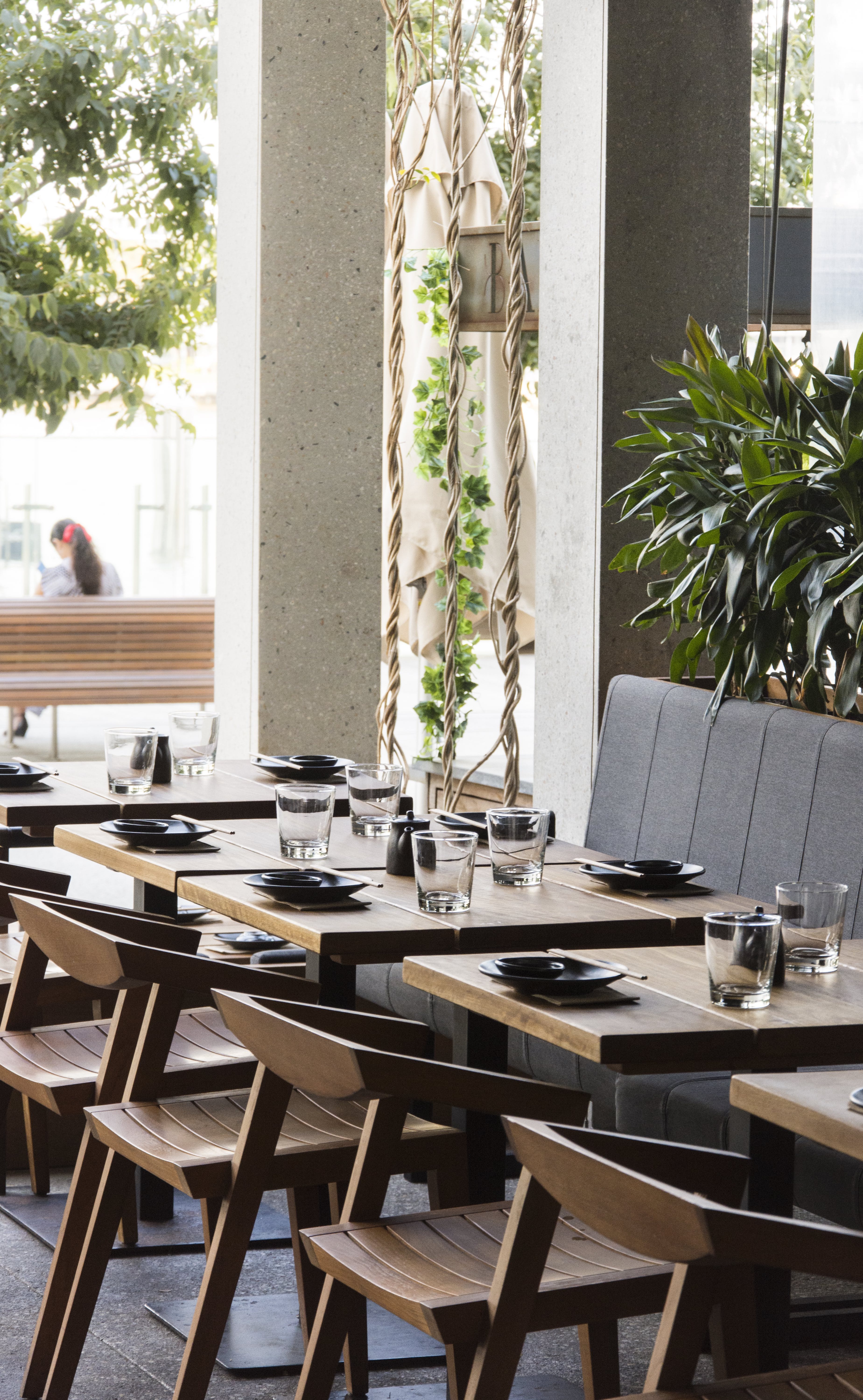 Waterfront dining 1