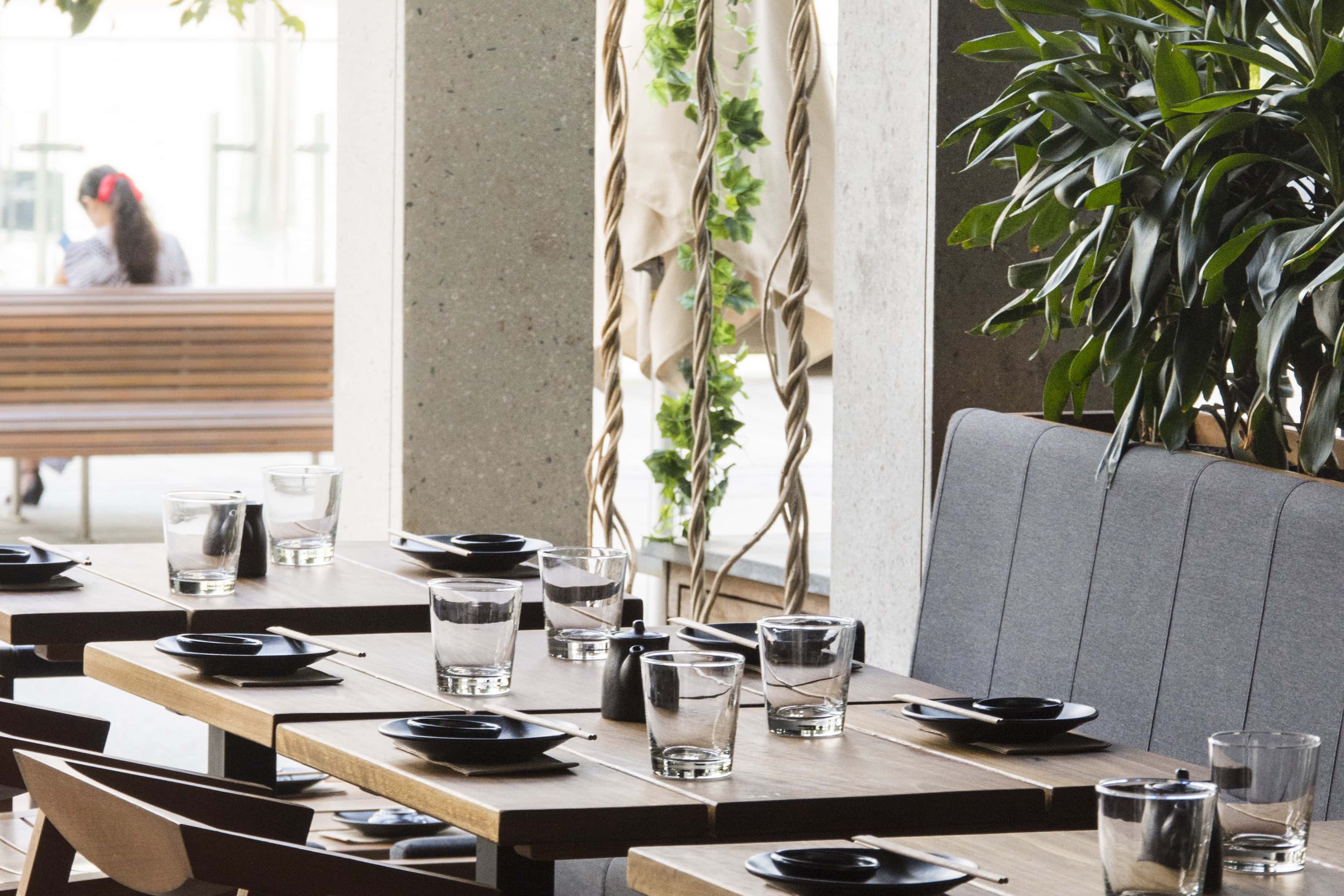 Waterfront dining 1