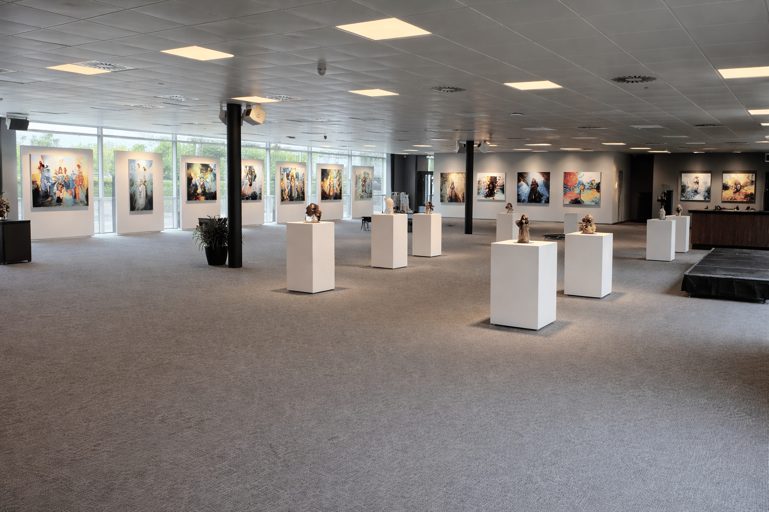 The Avenue Suite  1