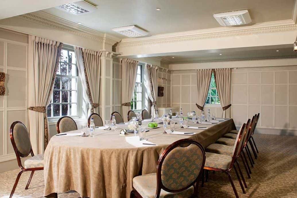 Oak Room 1