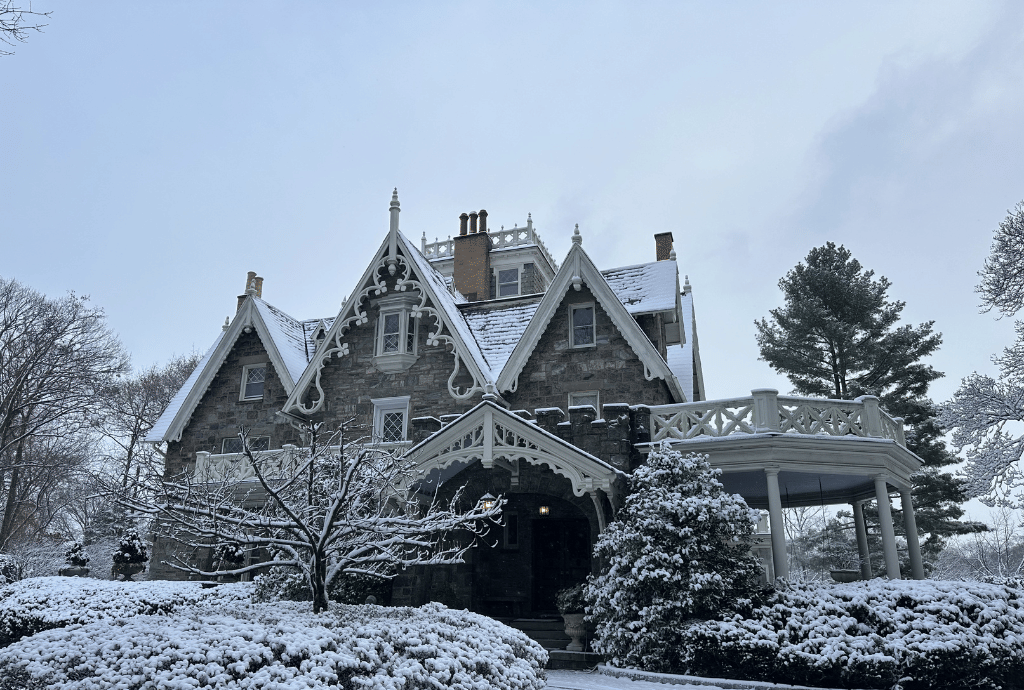 Gilded Age Mansion 15 minutes from NYC 10