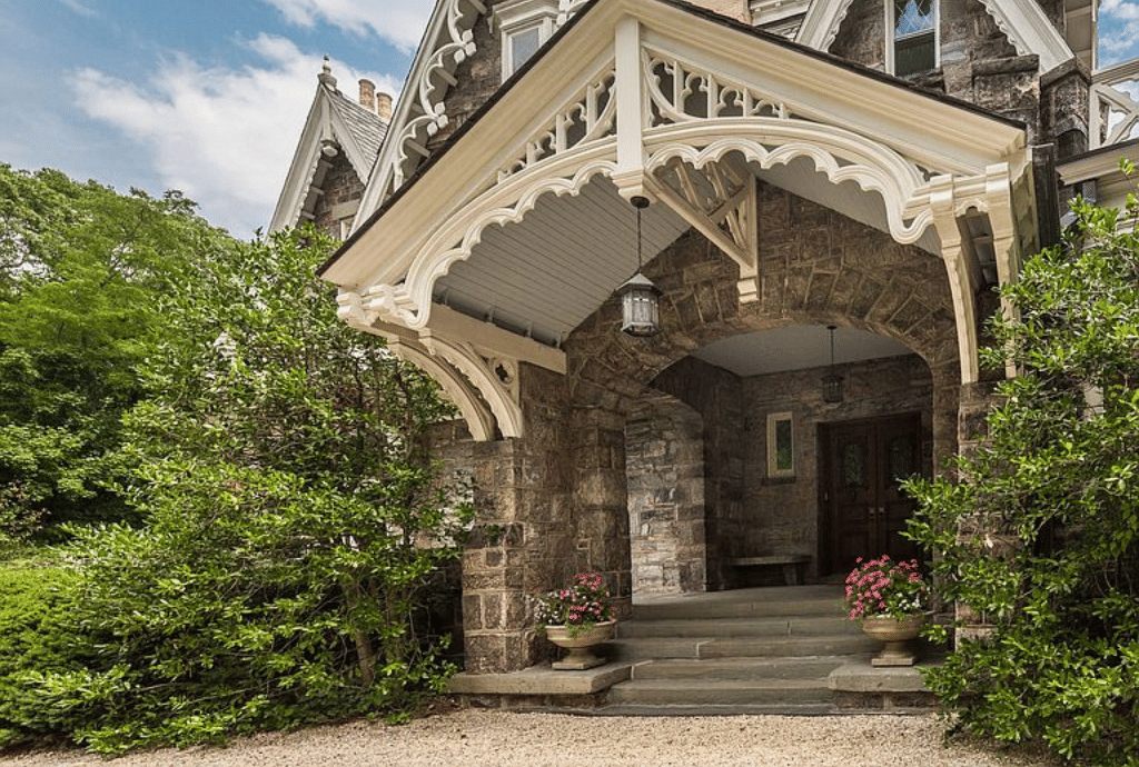 Gilded Age Mansion 15 minutes from NYC 16