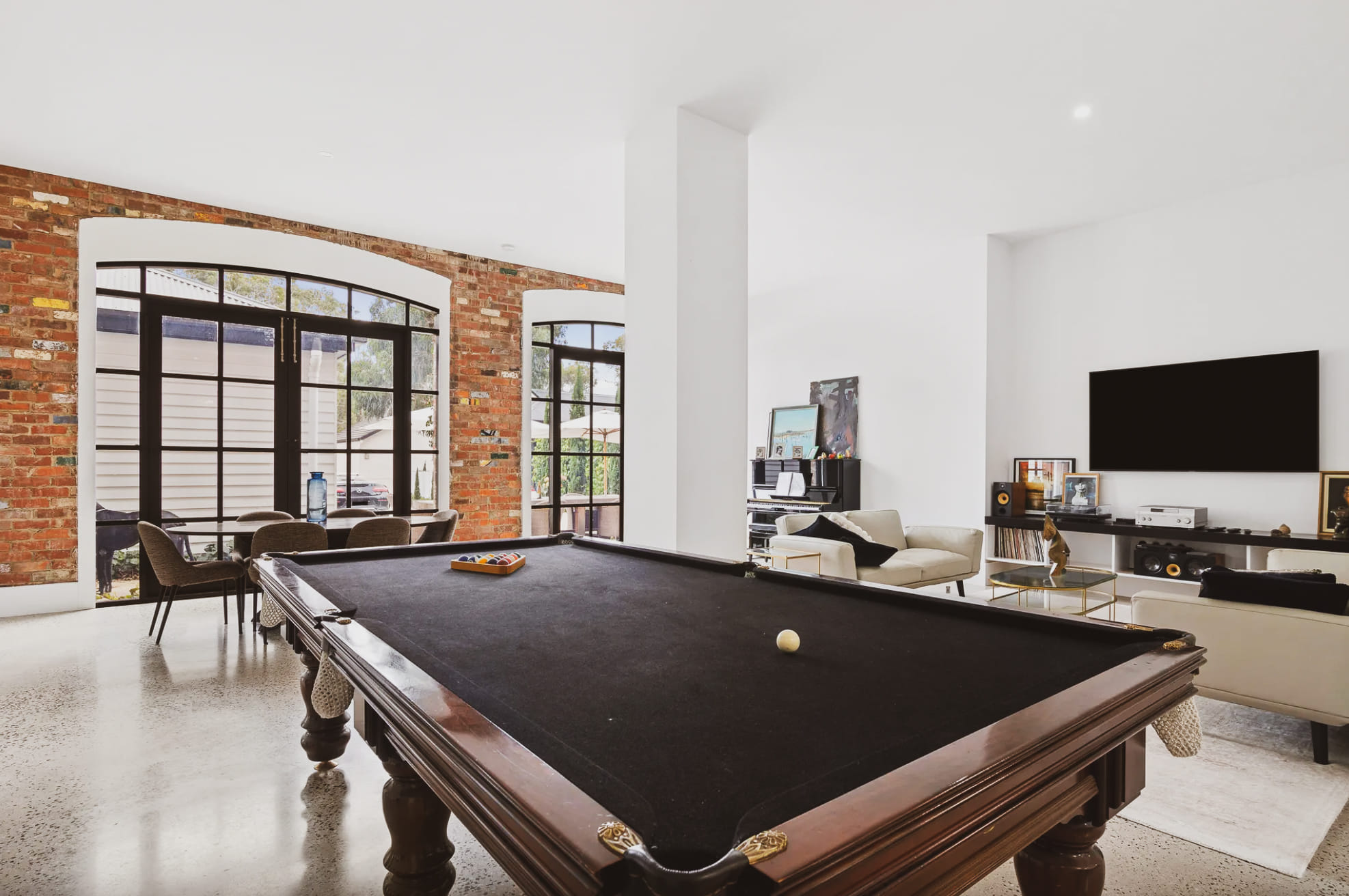 Scorpio Estate 4