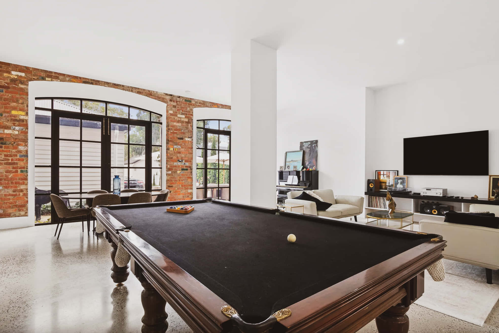 Scorpio Estate 4