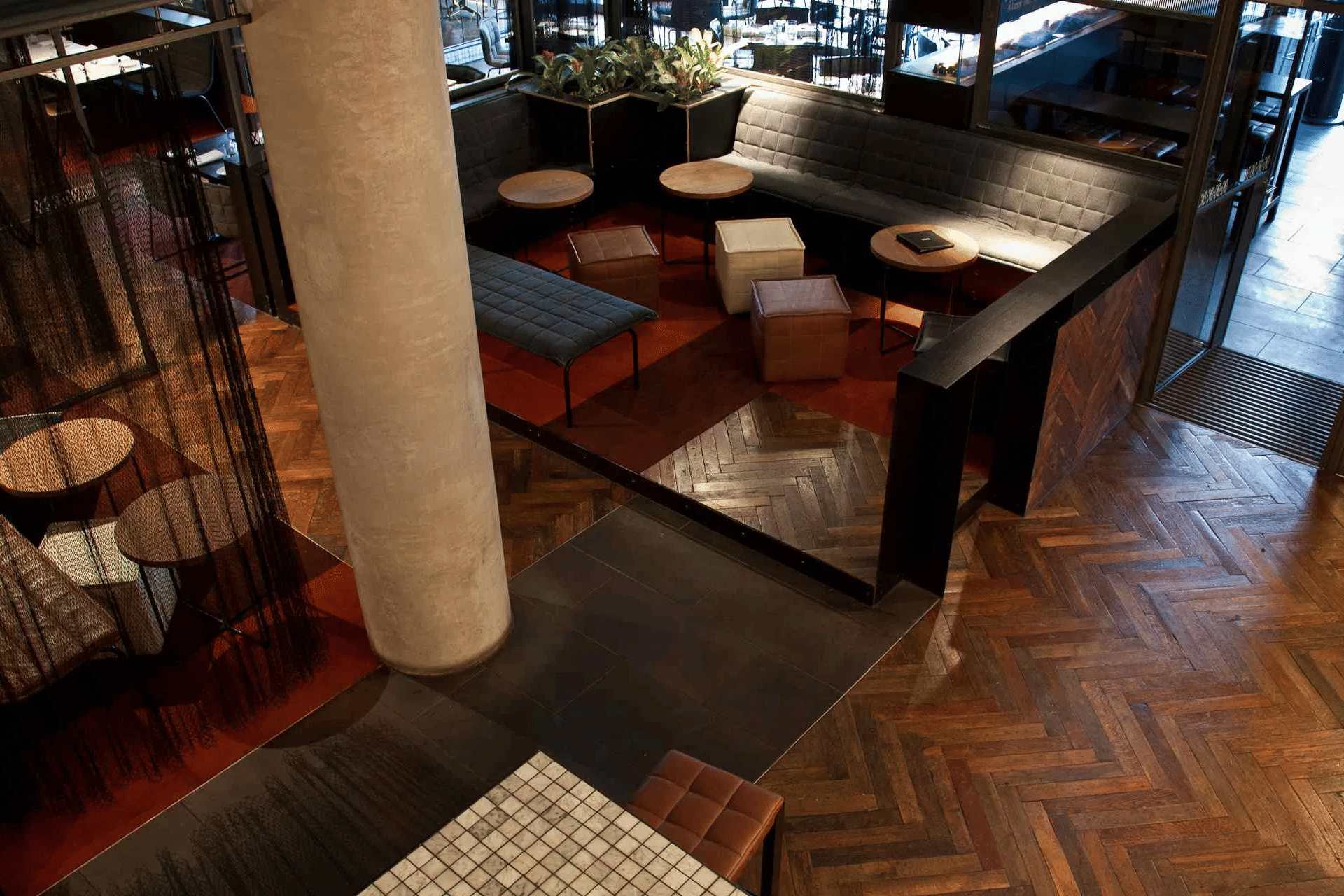 Lounge 2
